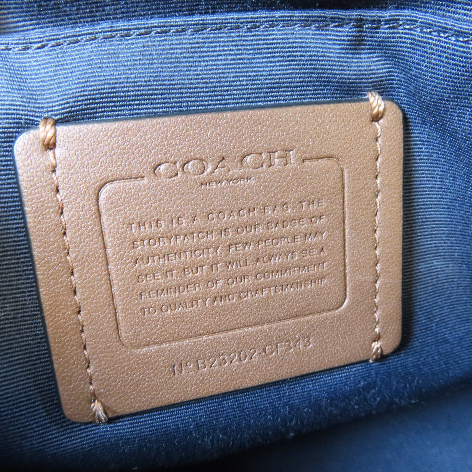 COACH 塗層帆布Chain Shoulder金扣肩背袋綠色