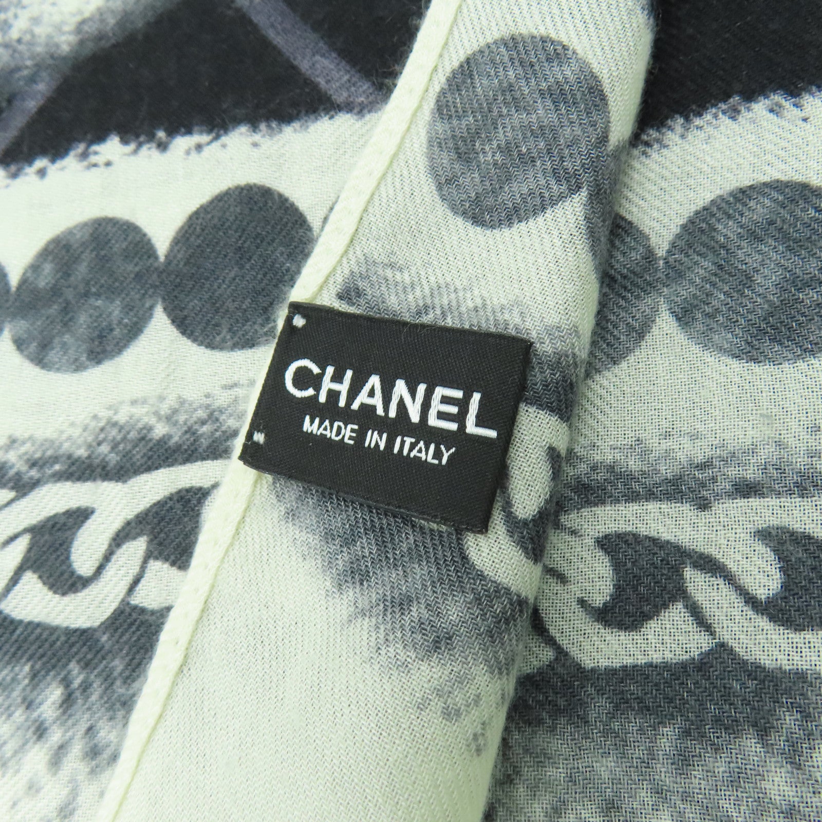 CHANEL 羊絨/絲質Scar圍巾黑色/白色