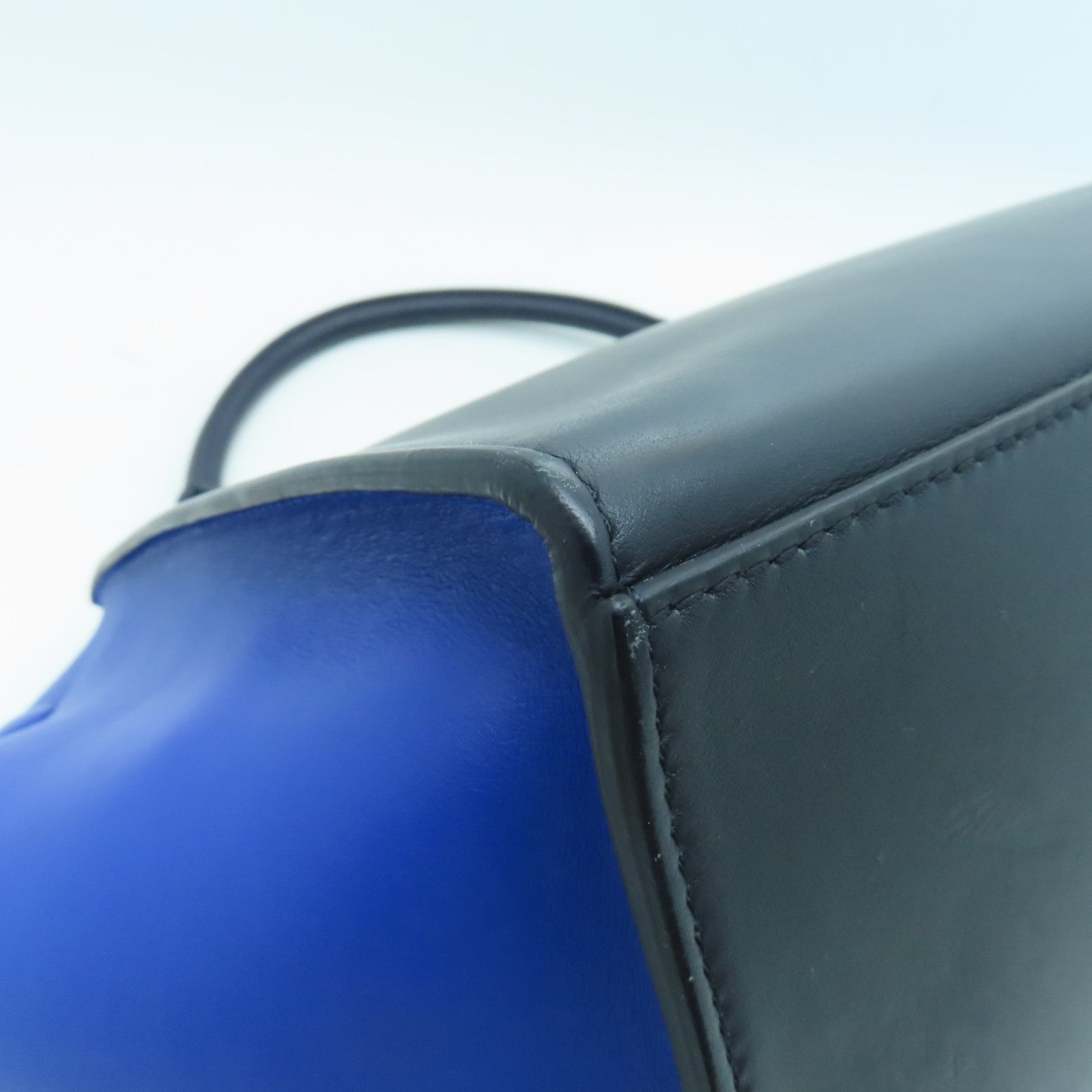 CELINE cowhide leather Trapeze gold buckle handle shoulder bag blue