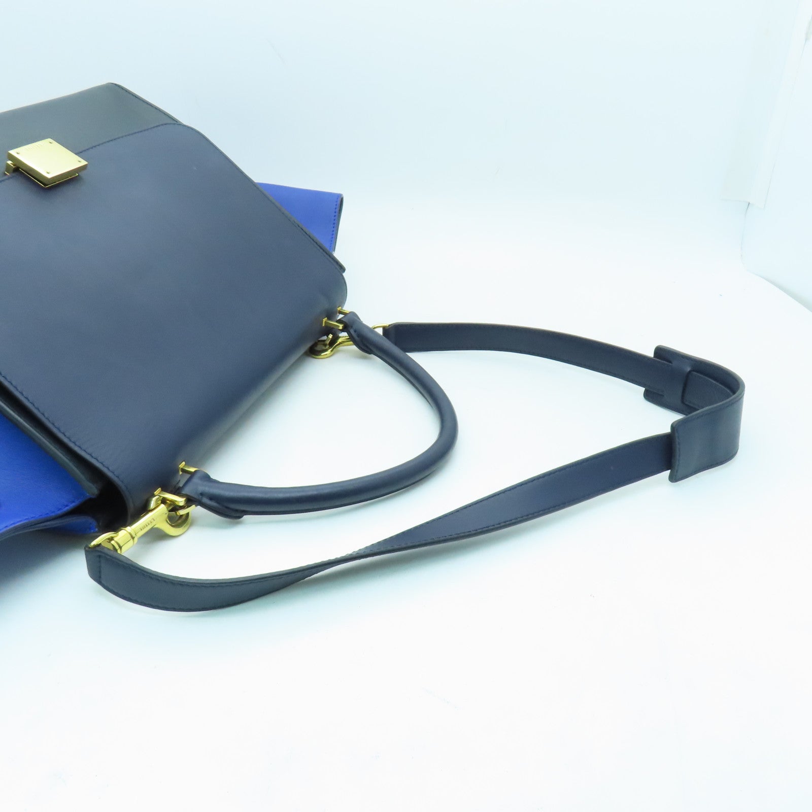 CELINE cowhide leather Trapeze gold buckle handle shoulder bag blue