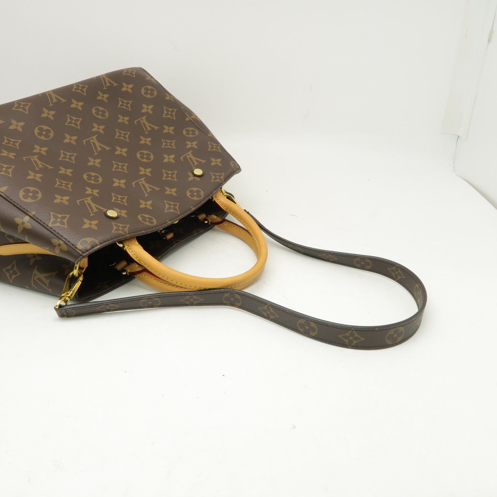 LOUIS VUITTON Monogram Montaigne MM金扣手挽肩背兩用袋啡色