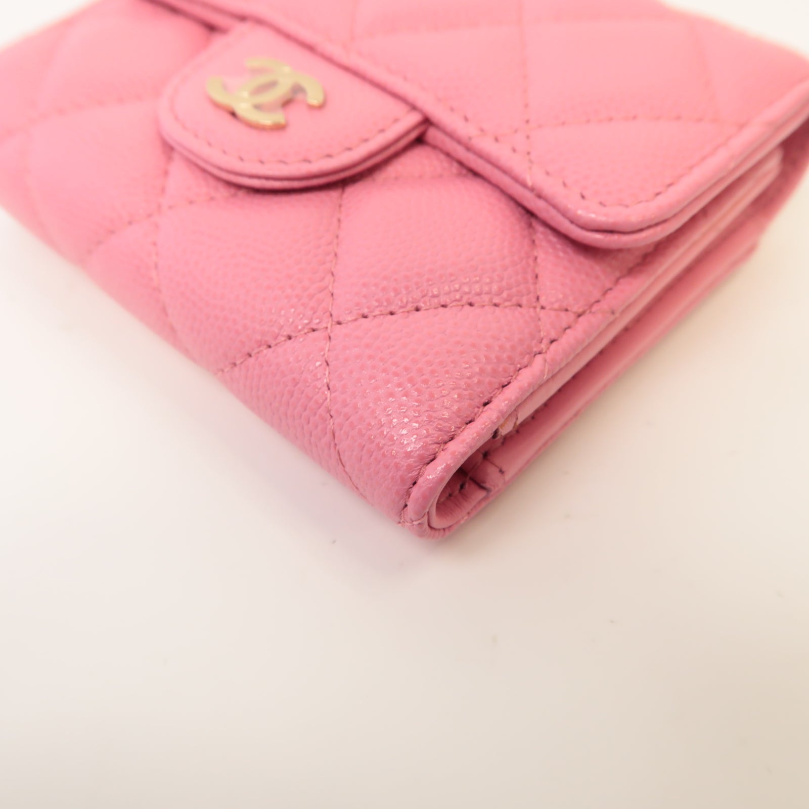CHANEL 菱格Caviar皮革Classic Wallet金扣錢包粉紅色