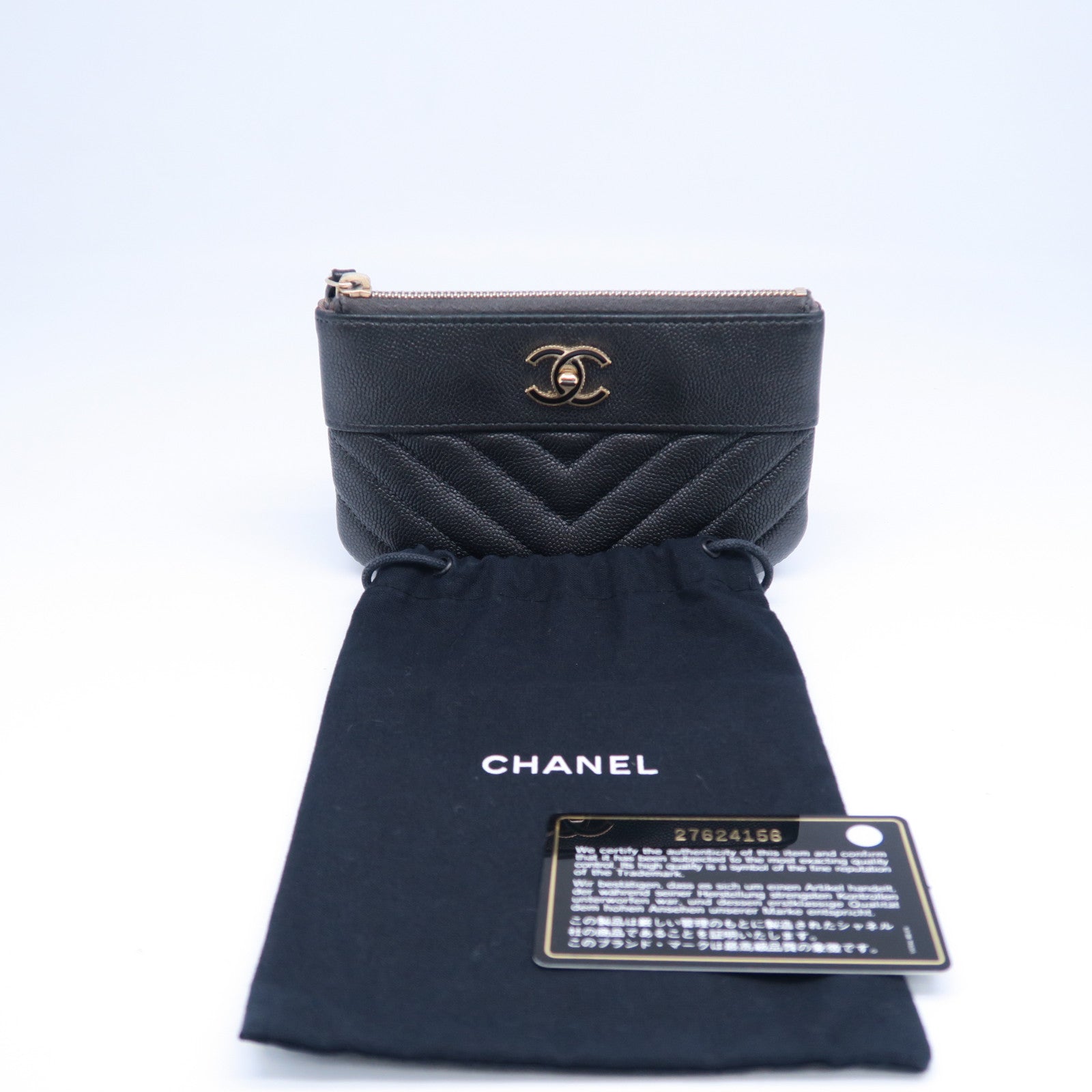 CHANEL 斜紋Caviar皮革Pouch金扣手拿包灰色