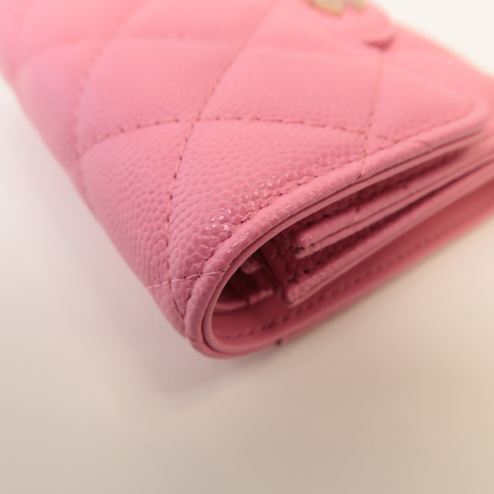 CHANEL 菱格Caviar皮革Classic Wallet金扣錢包粉紅色