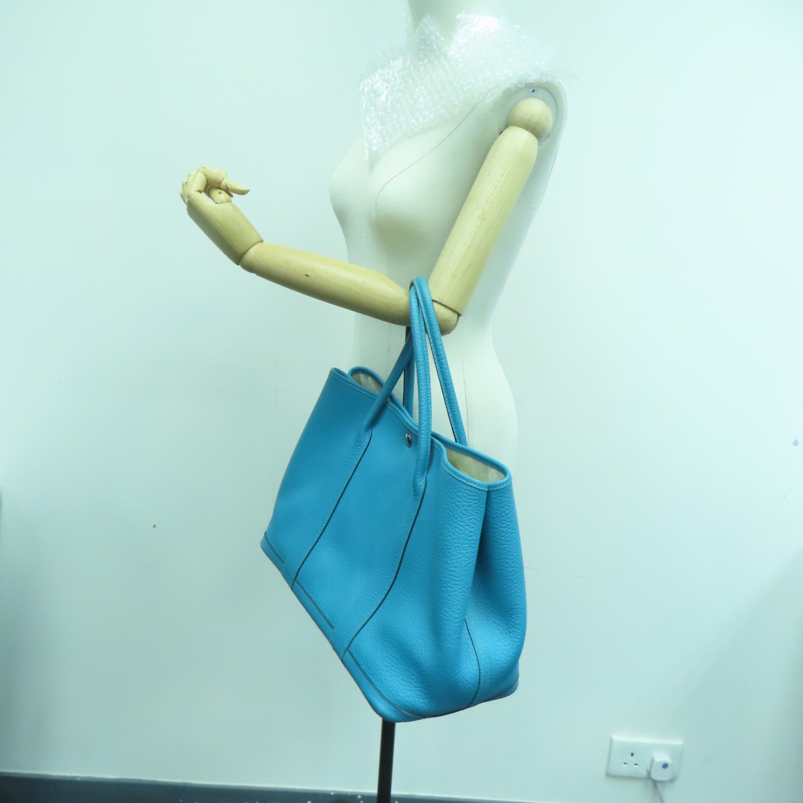 HERMES 【激減優惠】Negonda皮革GardenParty PM金色手挽袋藍色