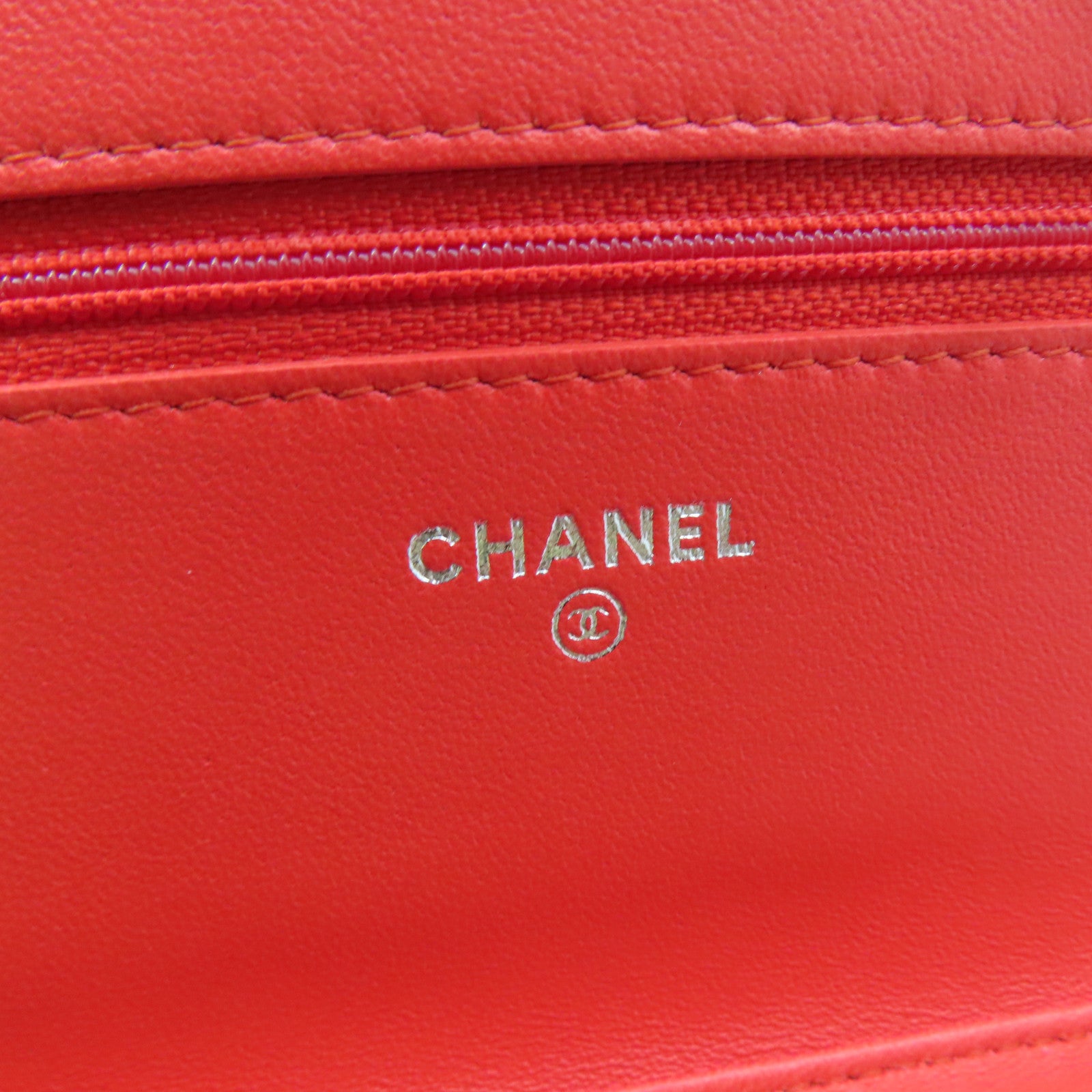 CHANEL Rhombus Patent Leather Wallet On Chain Silver Buckle Chain Shoulder Bag Red