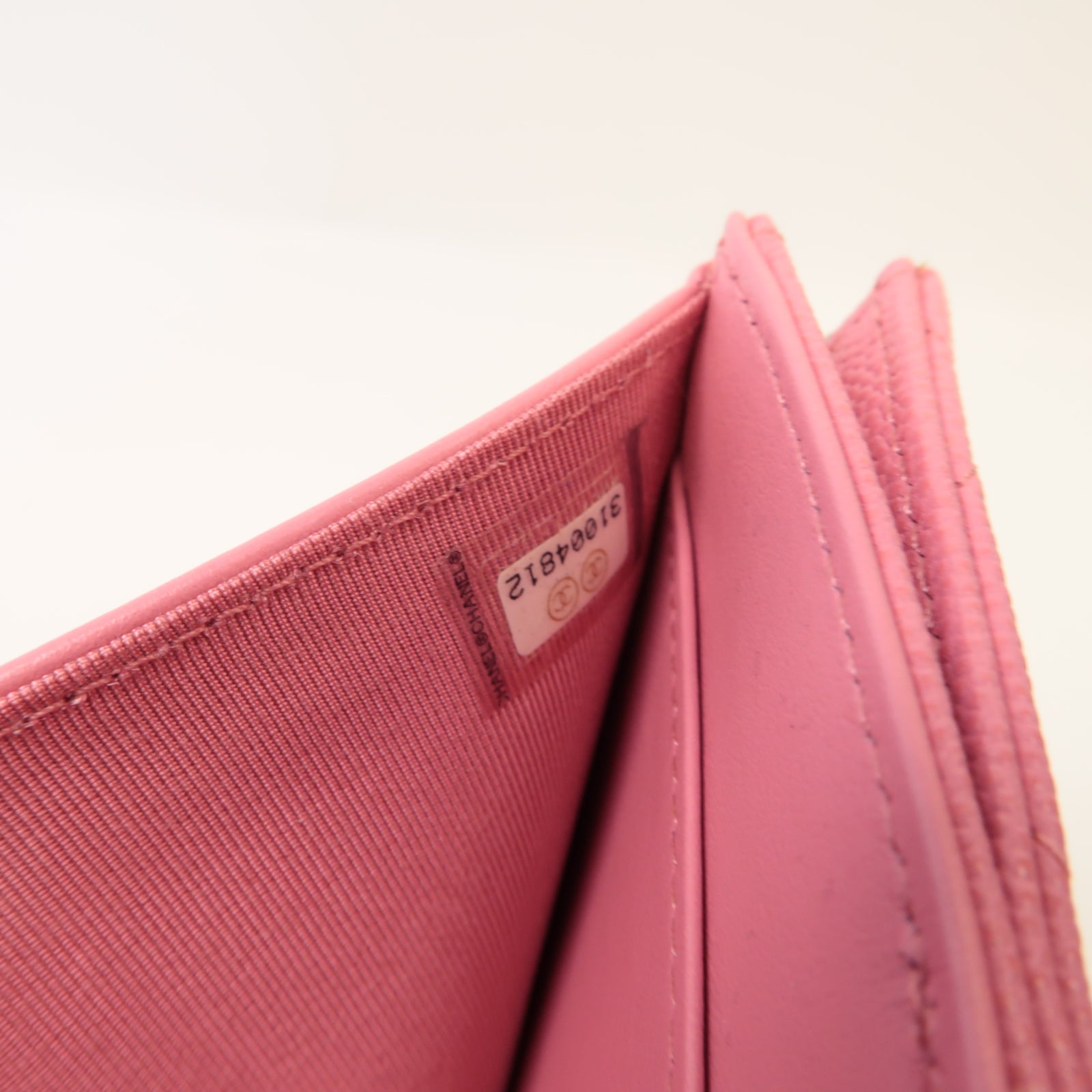 CHANEL 菱格Caviar皮革Classic Wallet金扣錢包粉紅色