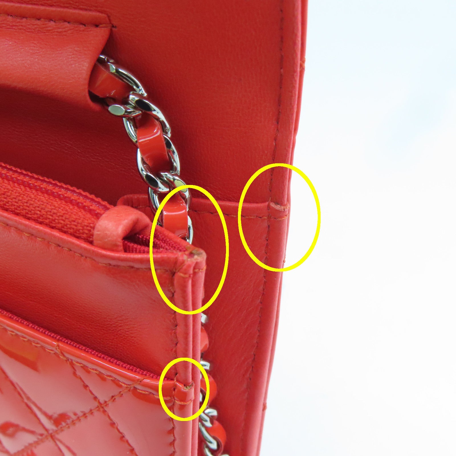 CHANEL Rhombus Patent Leather Wallet On Chain Silver Buckle Chain Shoulder Bag Red