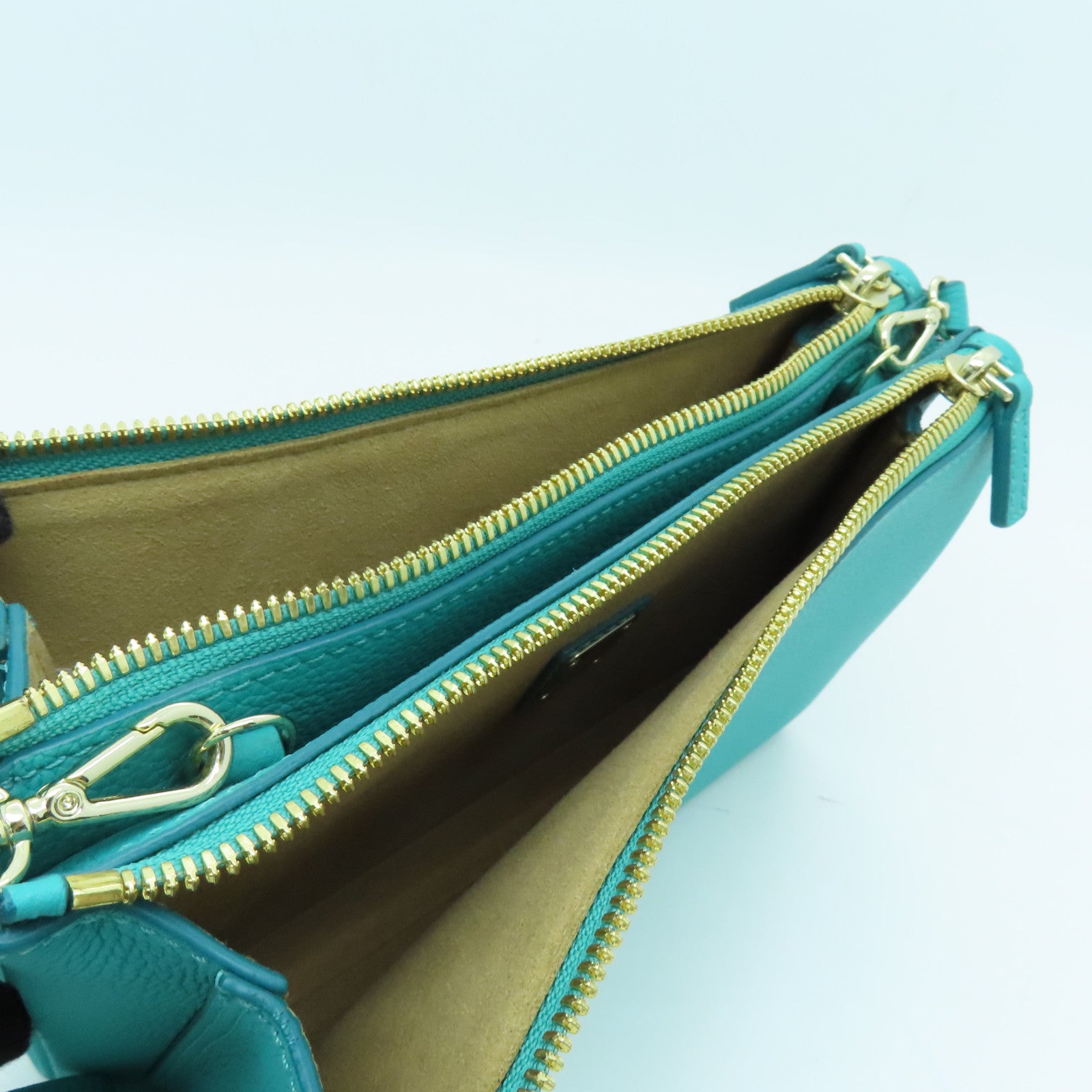 MCM 牛皮皮革Shoulder Bag金扣肩背袋綠色