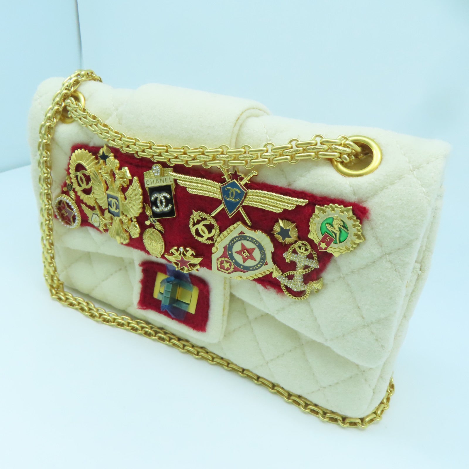 CHANEL Rhombus Blanket Chain Shoulder Bag Gold Buckle Chain Belt Shoulder Bag Beige/Red