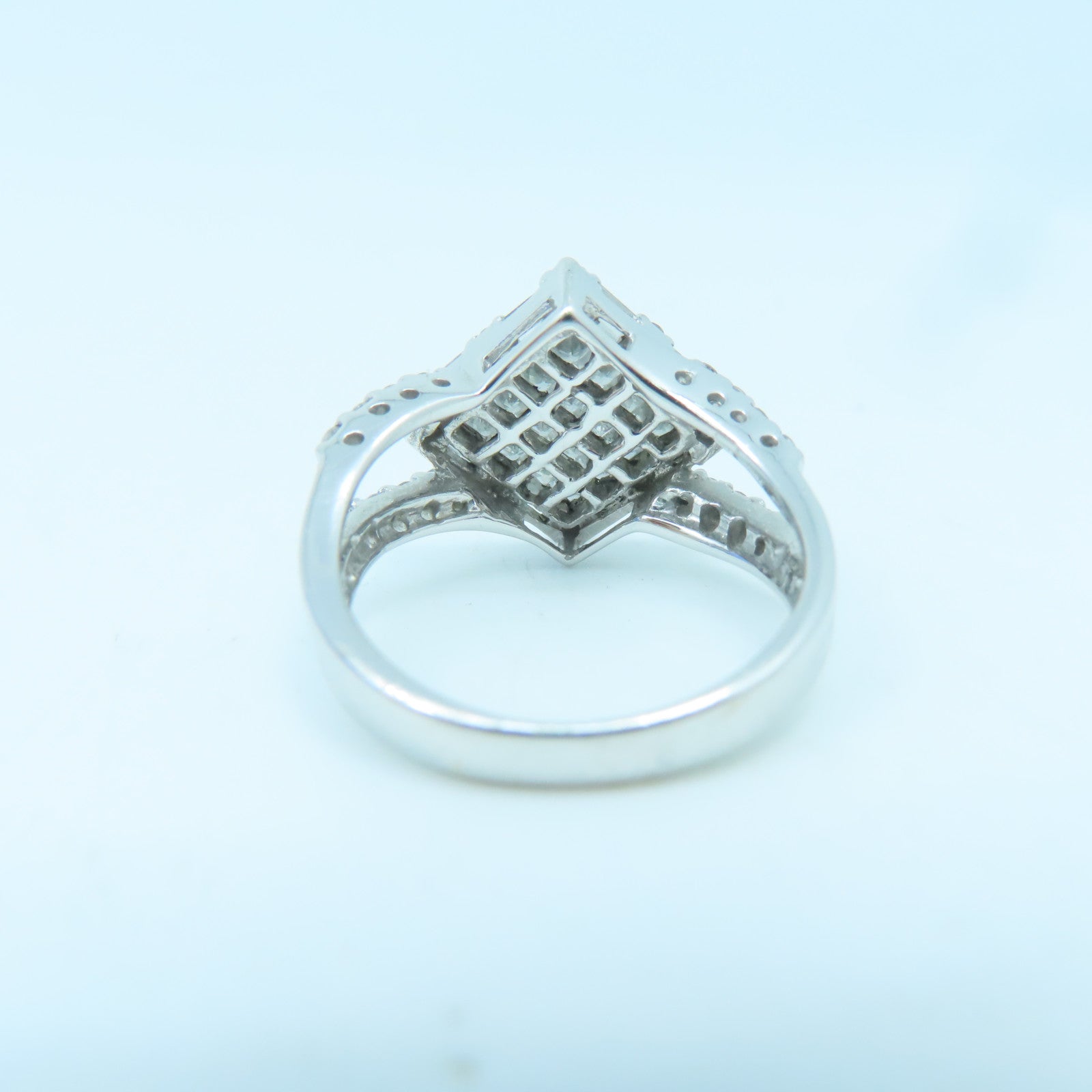 JEWELRY 18K White Gold Diamond Ring US#5.75
