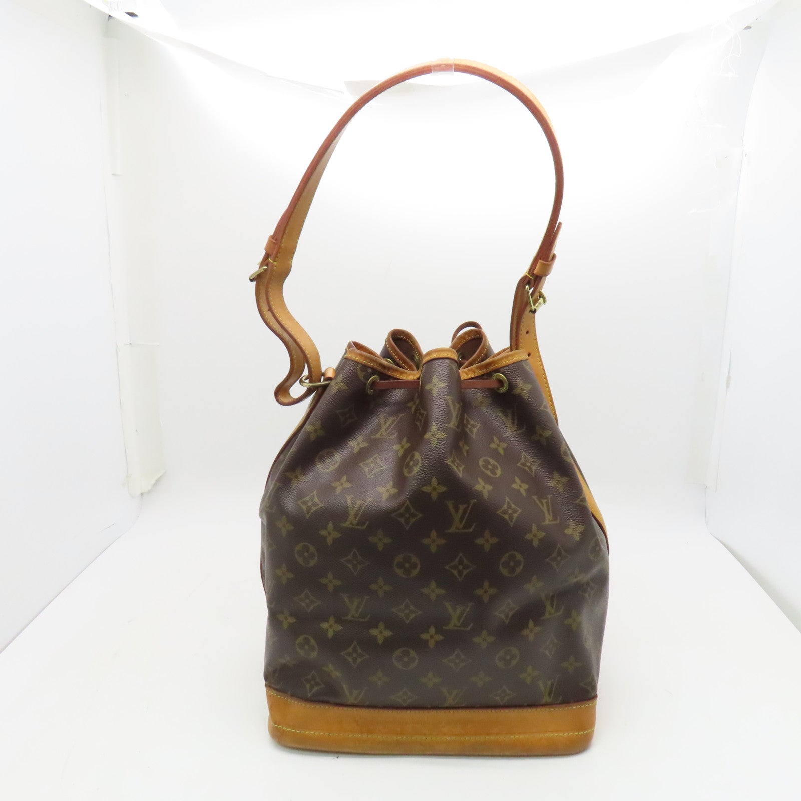 LOUIS VUITTON 【激減優惠】Monogram Noe金扣肩背袋啡色