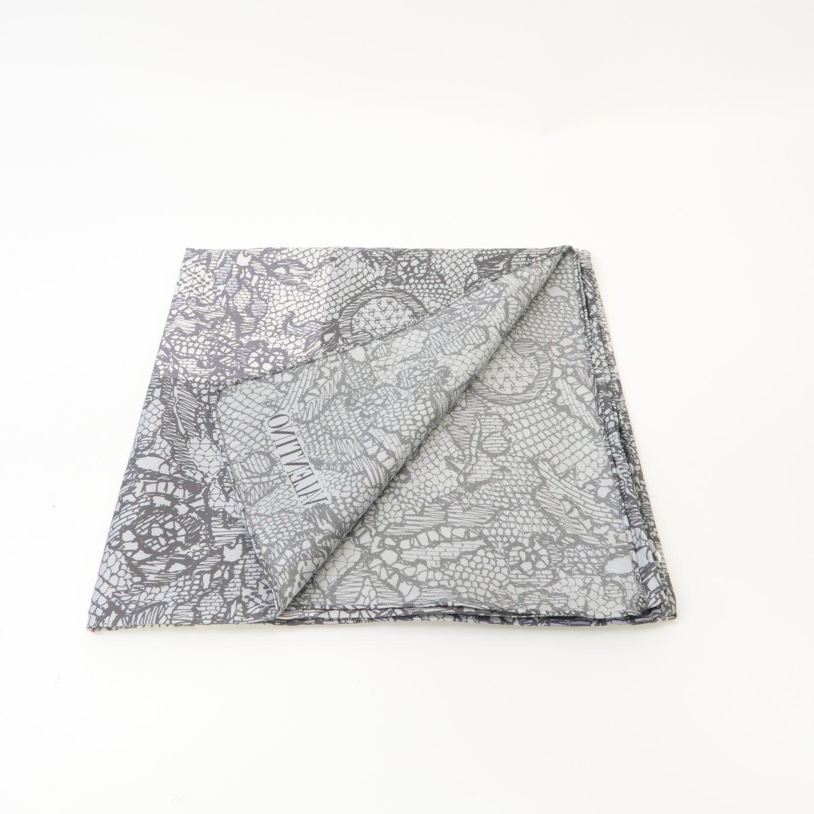 Valentino 絲質Scarf絲巾灰色/白色