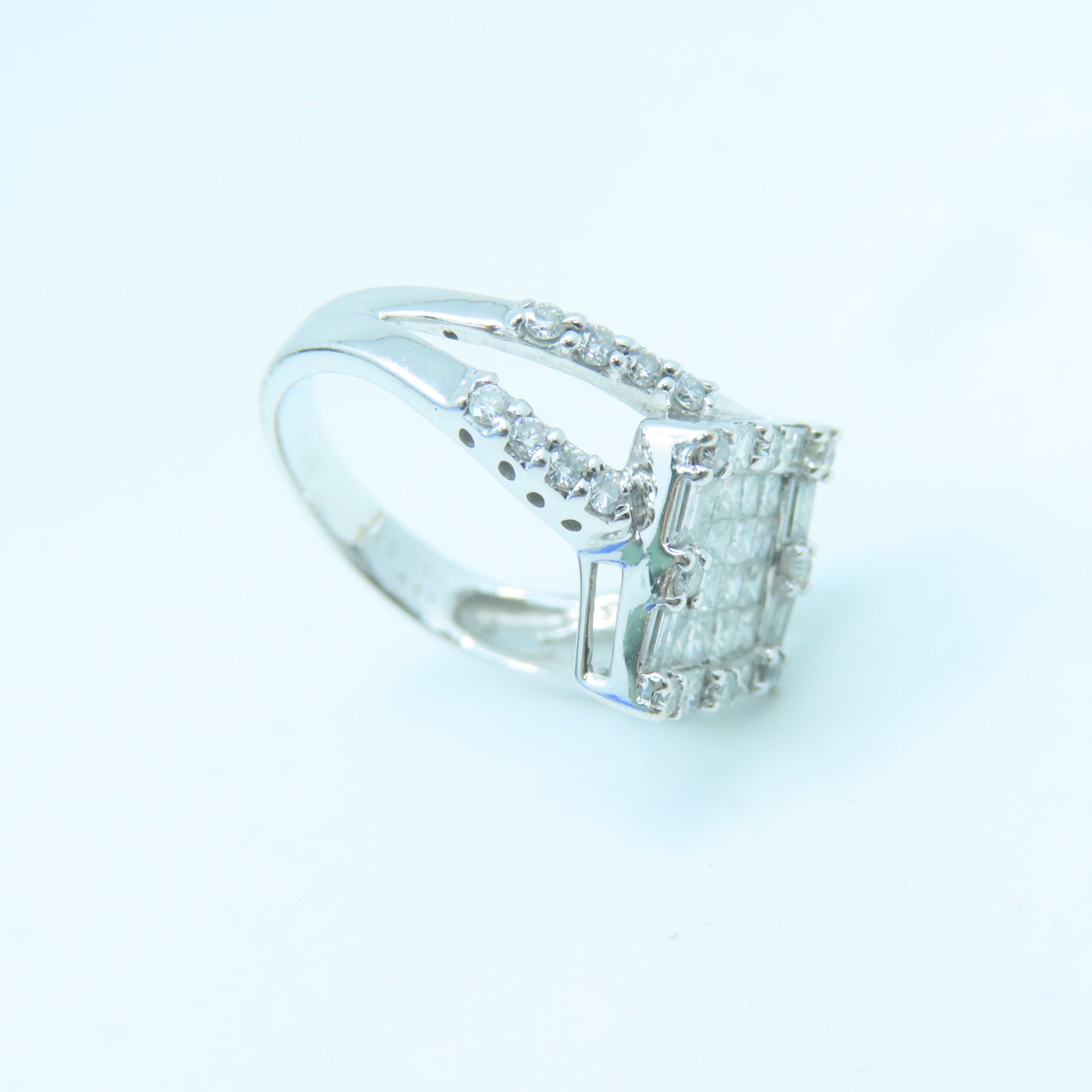 JEWELRY 18K White Gold Diamond Ring US#5.75