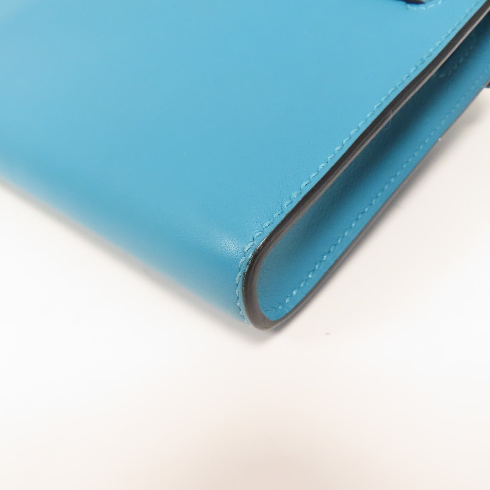 HERMES Swift皮革Kelly Cut金扣手挽袋Blue Paon藍色