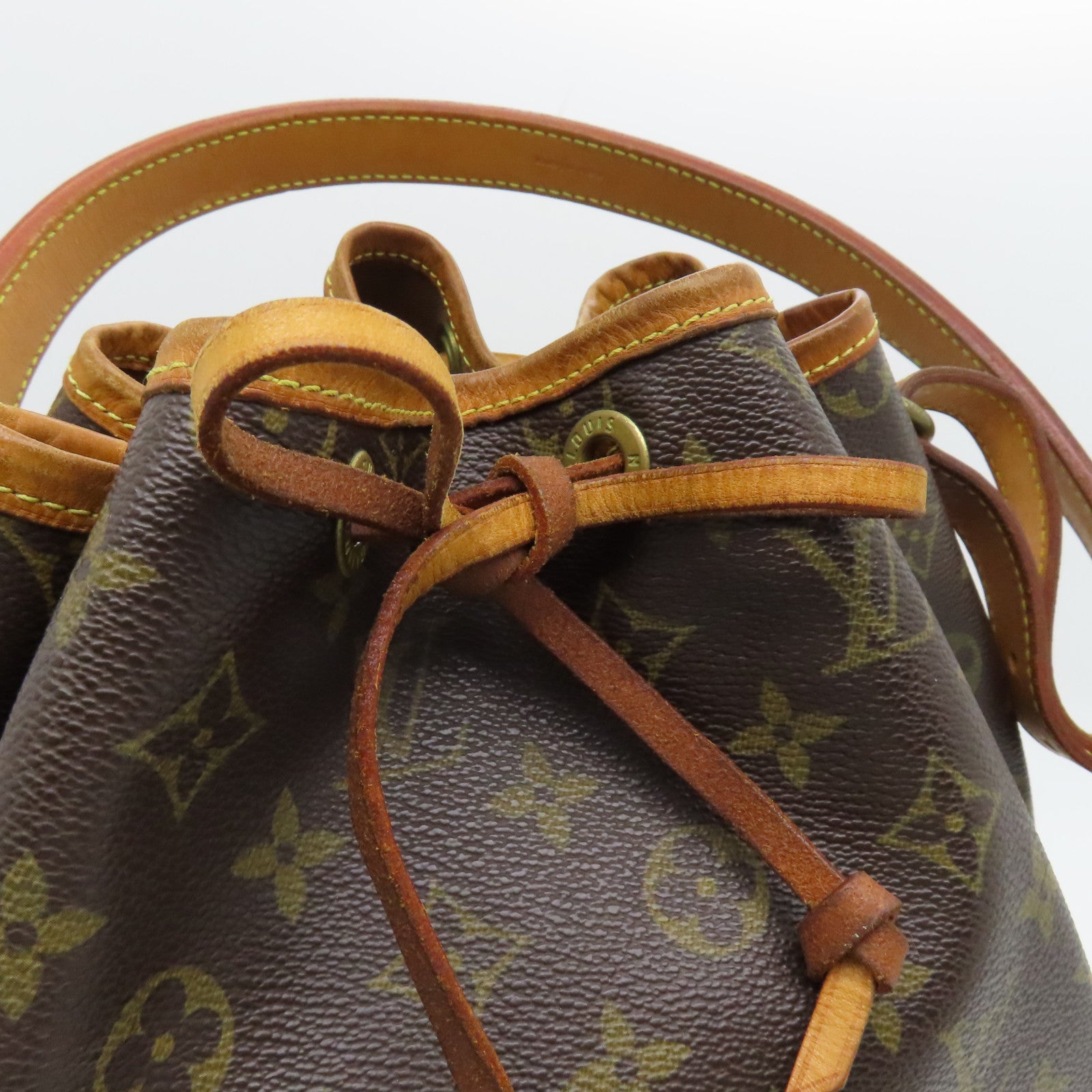 LOUIS VUITTON 【激減優惠】Monogram Noe金扣肩背袋啡色