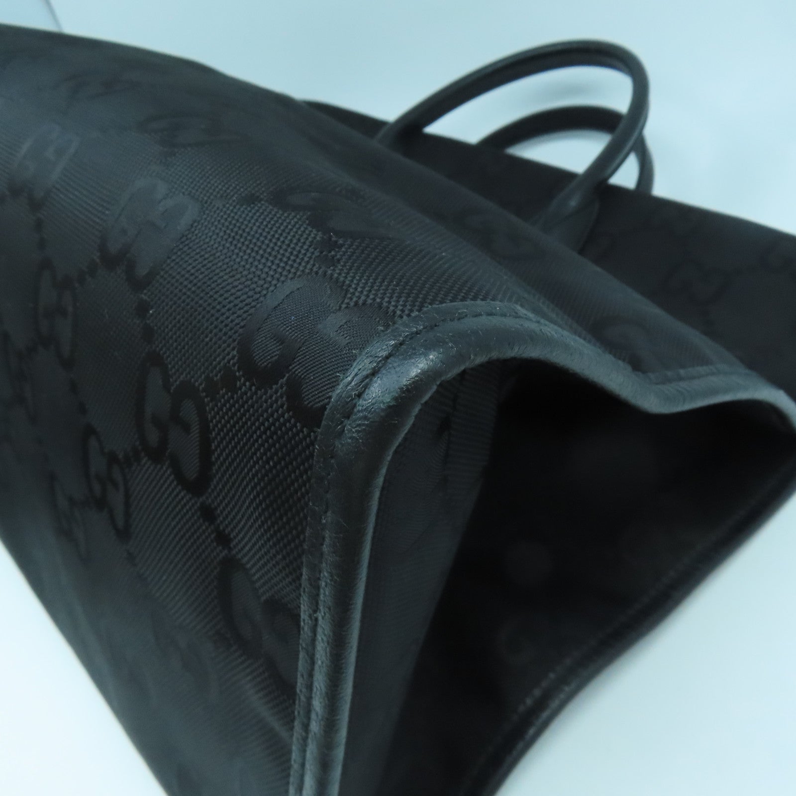 GUCCI Nylon Off the Grid Silver Buckle Handle Shoulder Bag Black