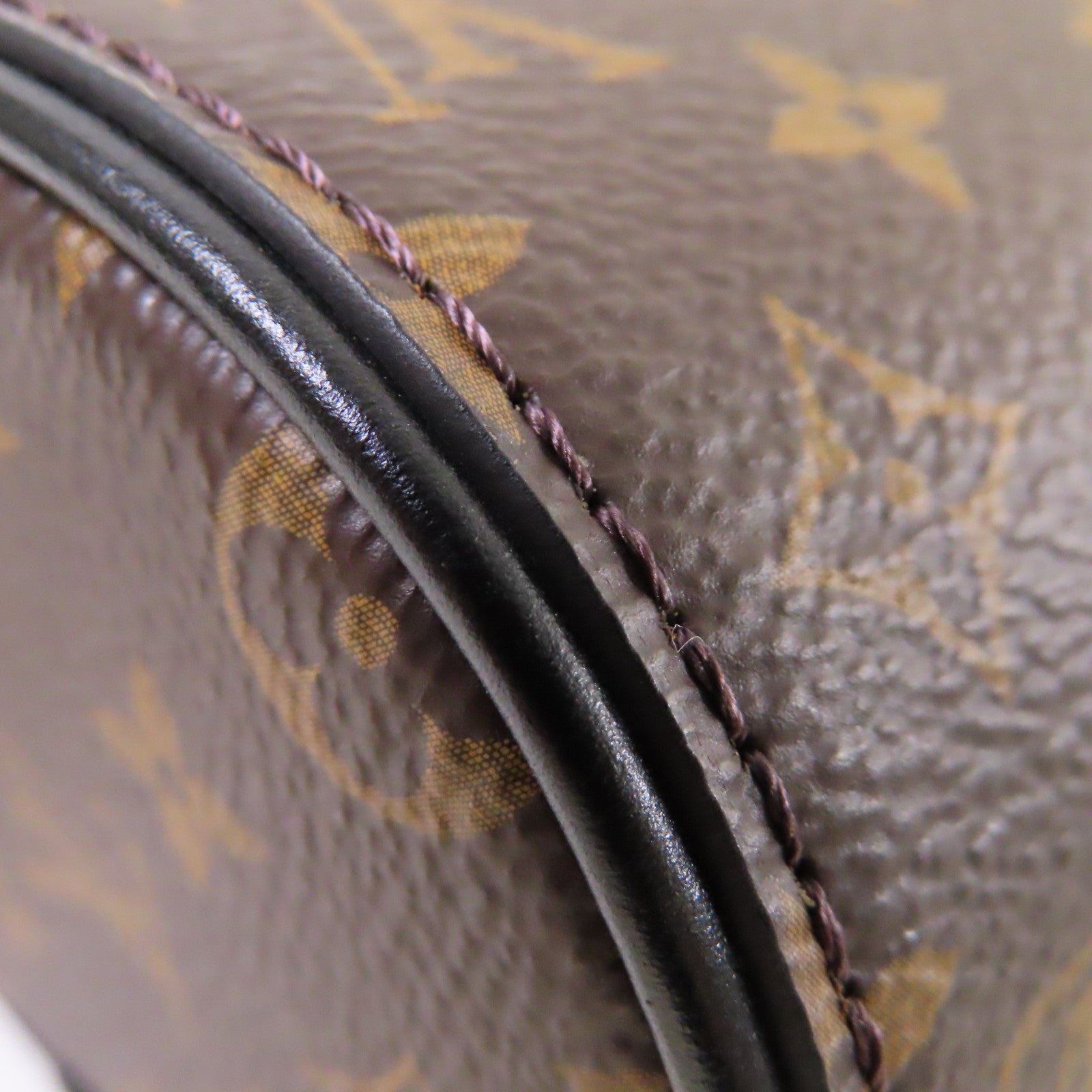 LOUIS VUITTON Monogram/Epi Glasses Case Shoulder Bag金扣鏈帶肩背袋啡色/啡色