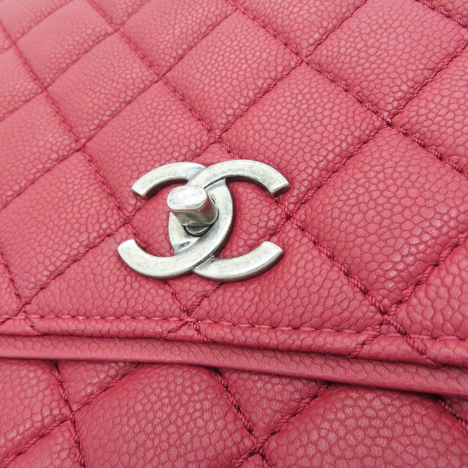 CHANEL rhombic cowhide leather Chain Shoulder silver buckle chain shoulder bag red