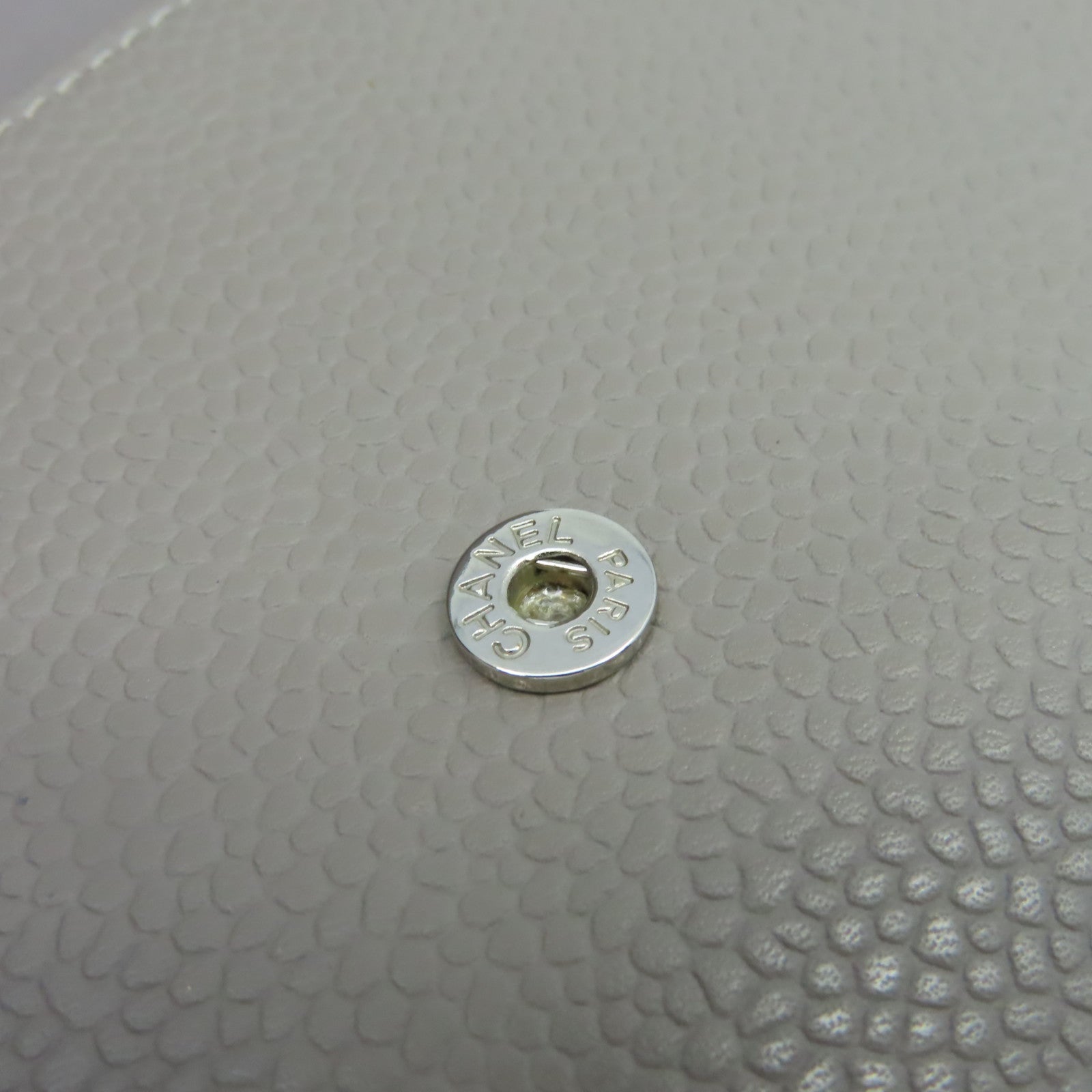 CHANEL Caviar皮革WOC Wallet On Chain Shoulder Bag銀扣鏈帶錢包肩背袋灰色