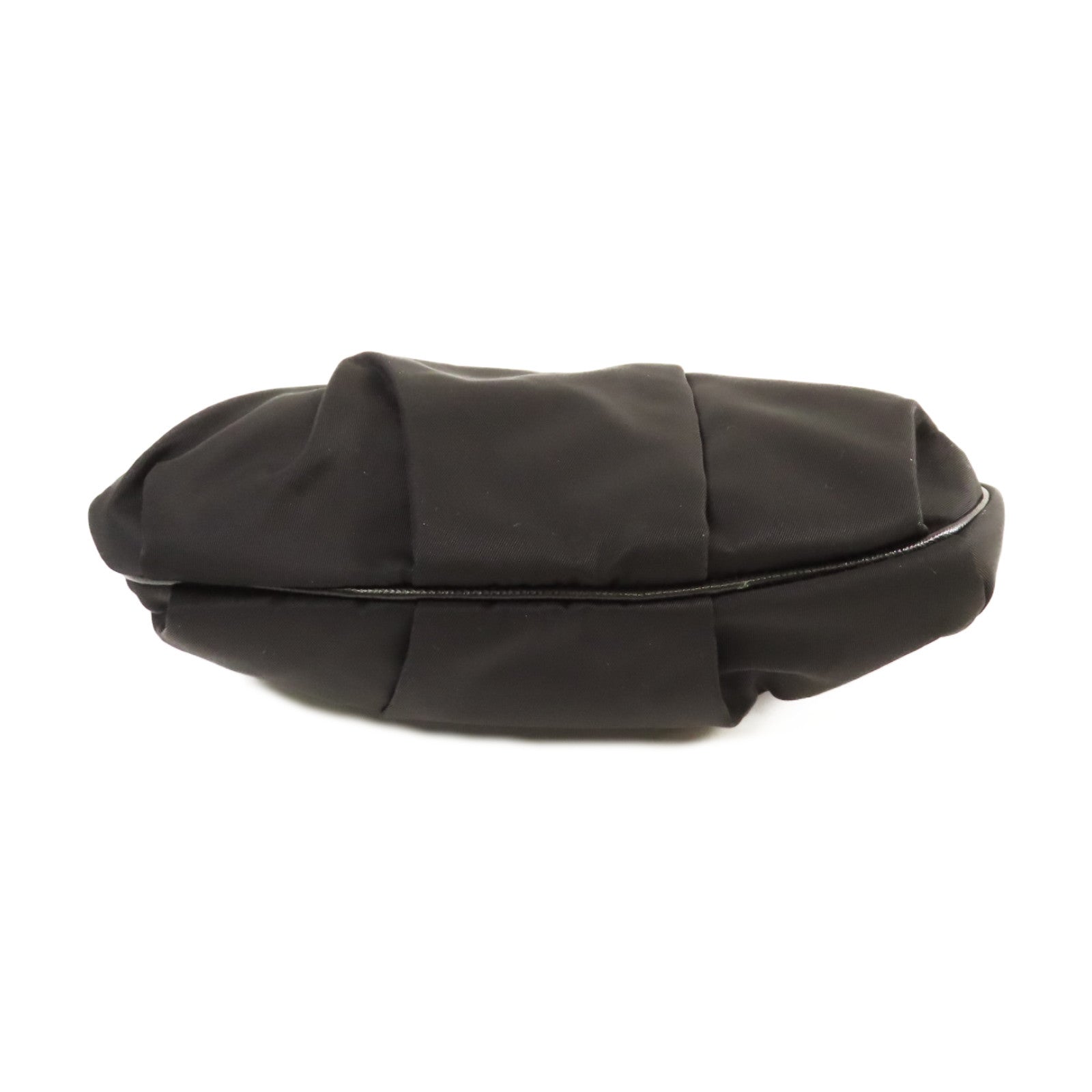 PRADA 尼龍Pouch with Handle金扣手拿包黑色