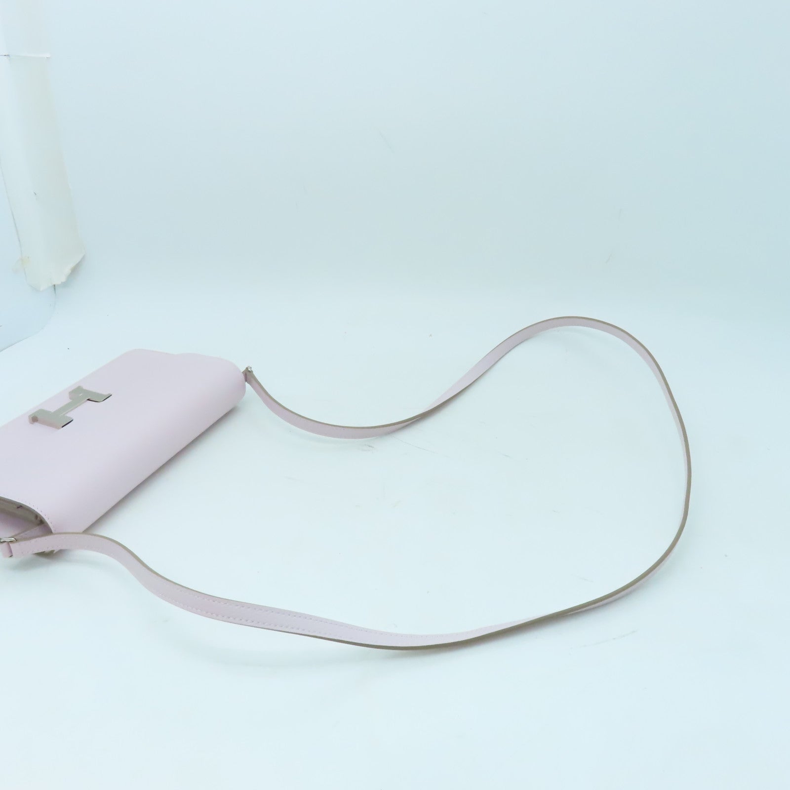 HERMES 【激減優惠】Chevre皮革Constance To Go銀扣肩背袋Mauve Pale紫色