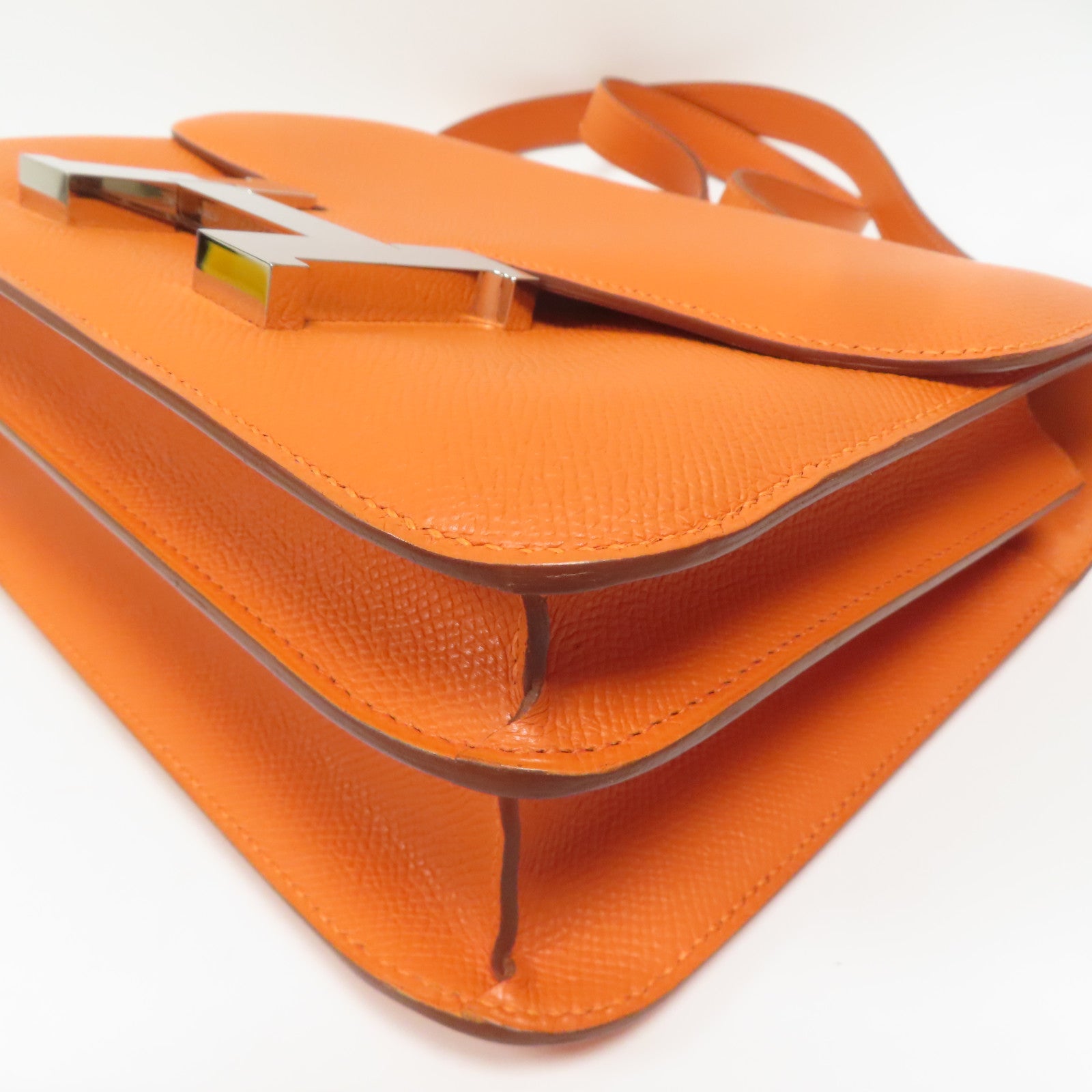 HERMES Veau Epsom皮革Constance 24銀扣肩背袋