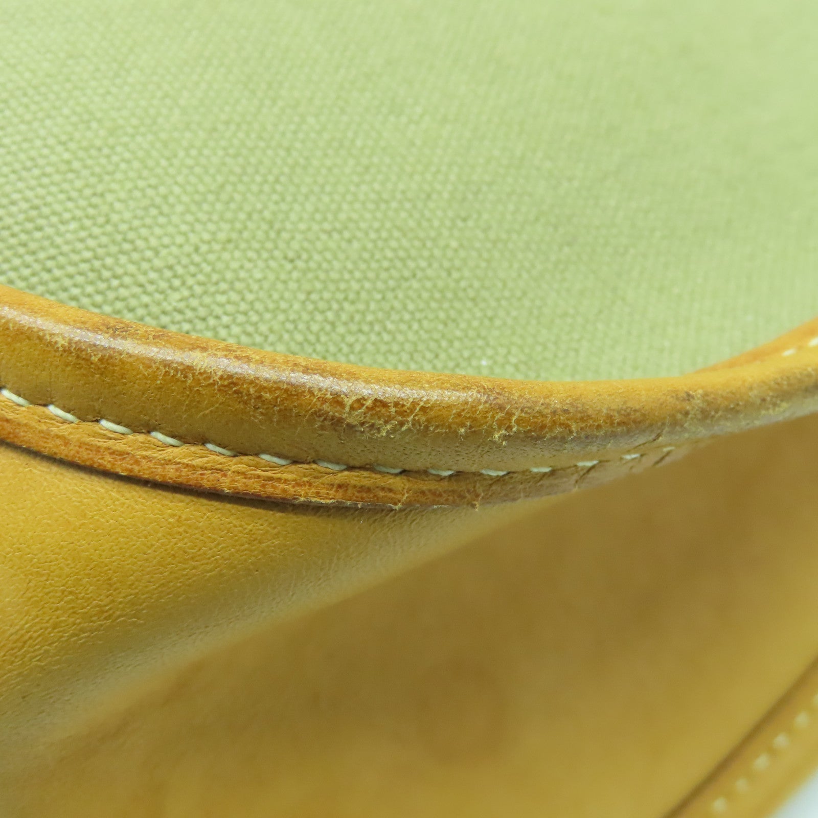 HERMES 帆布Evelyne PM银扣肩背袋卡其色