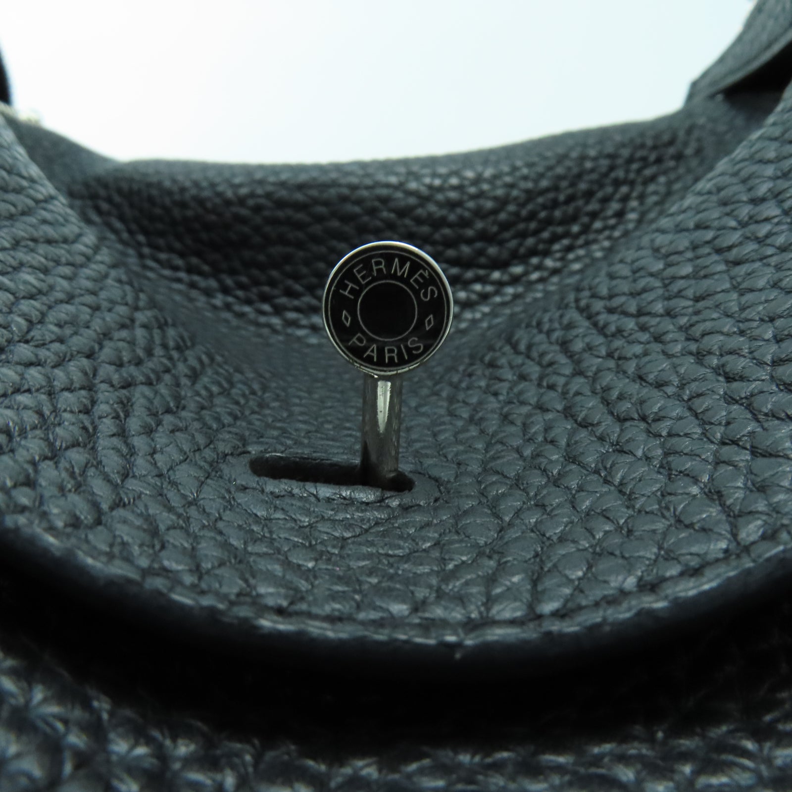 HERMES Clemence皮革Lindy 30銀扣肩背袋黑色