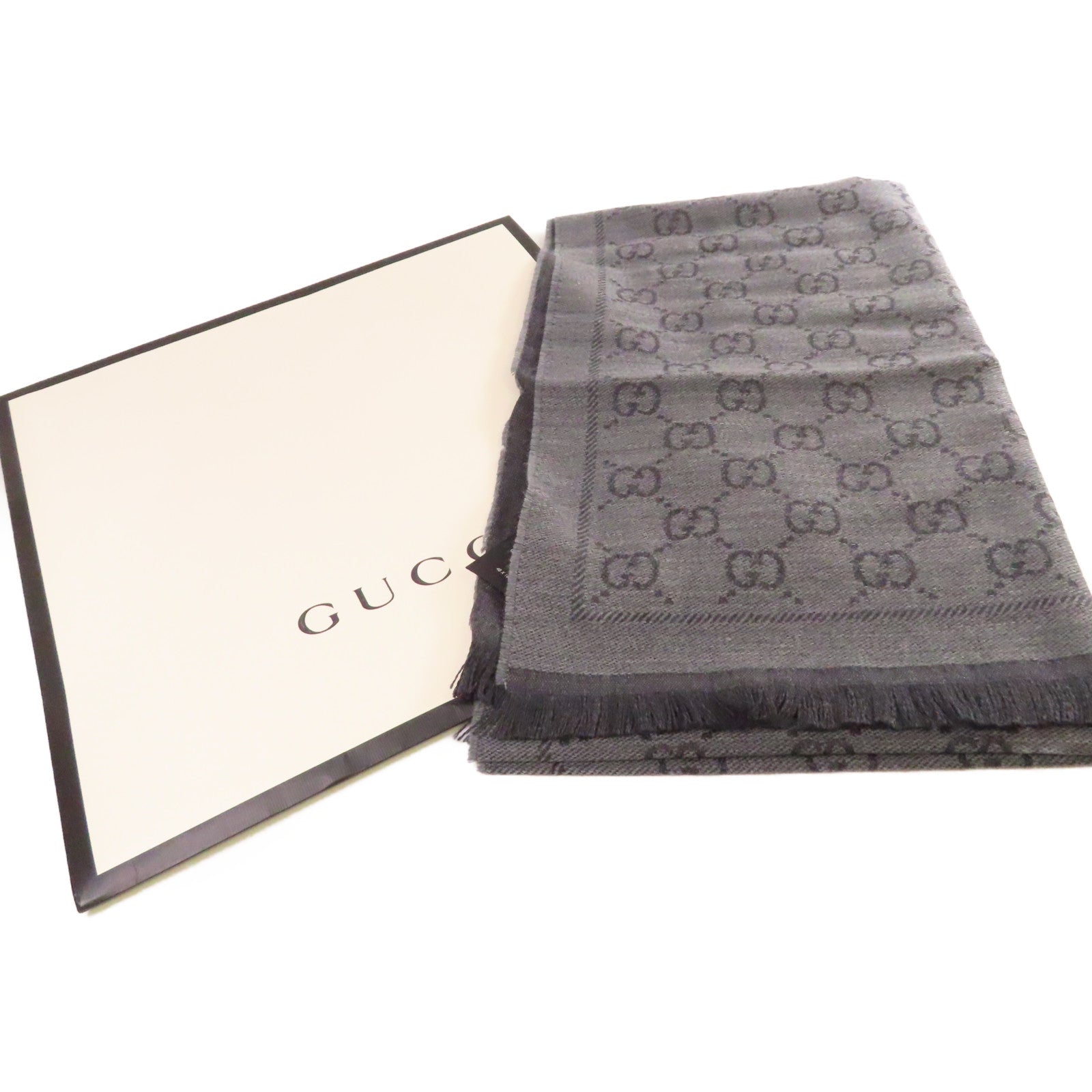 GUCCI 羊毛Scarf圍巾碳灰色