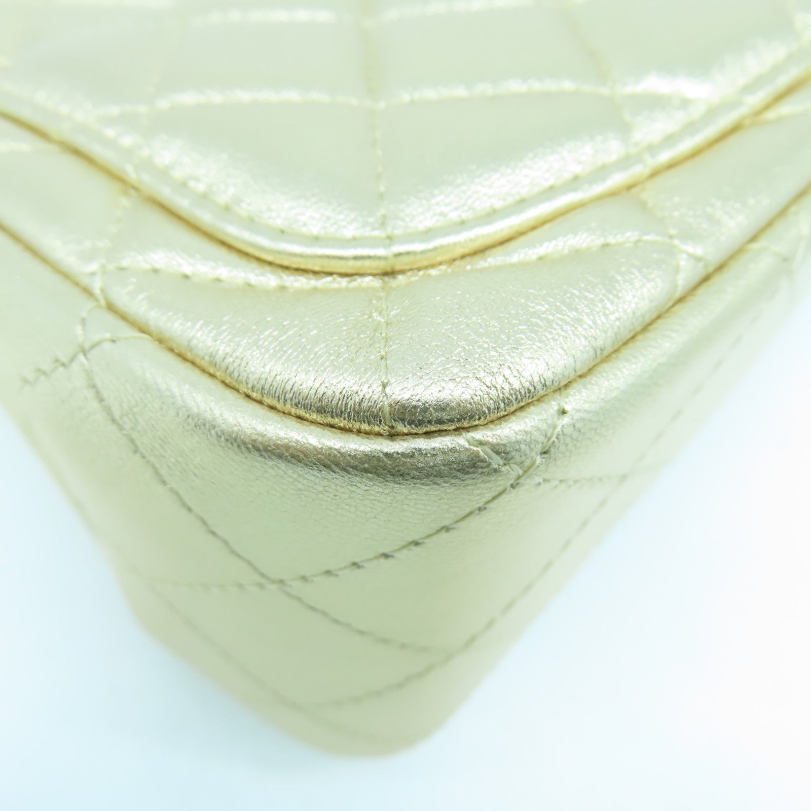 CHANEL 菱格羊皮皮革Chain Shoulder鏈帶肩背袋金色
