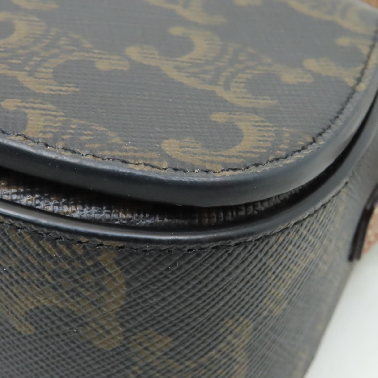 CELINE 塗層帆布Tabou Clutch On Strap金扣手挽肩背兩用袋棕色