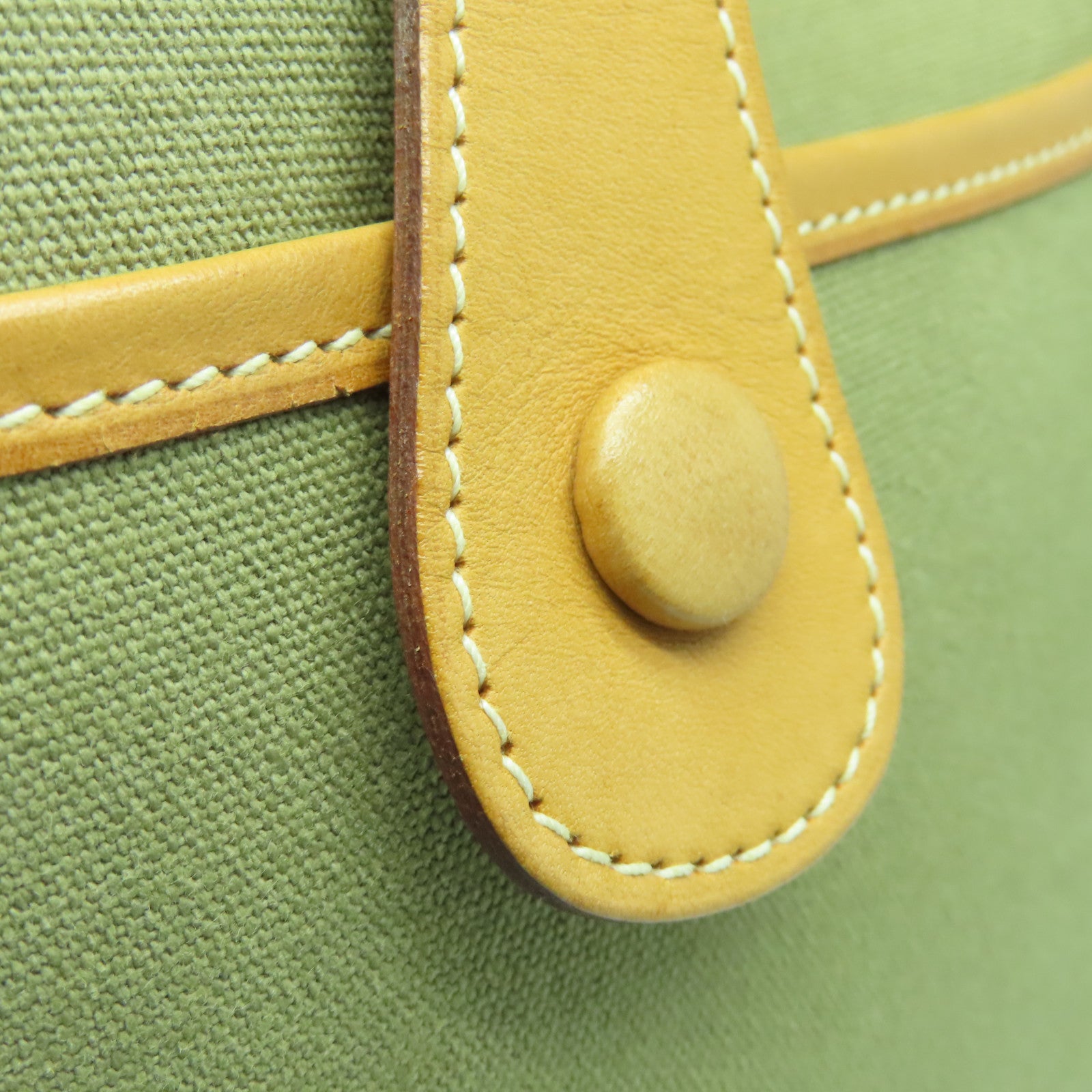 HERMES 帆布Evelyne PM银扣肩背袋卡其色