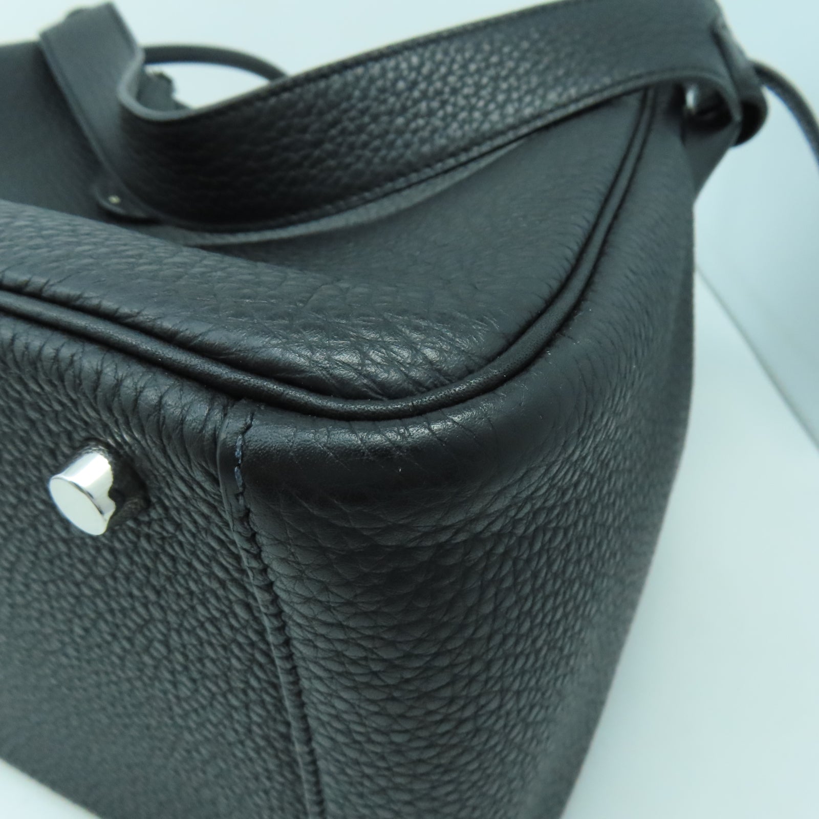 HERMES Clemence皮革Lindy 30銀扣肩背袋黑色