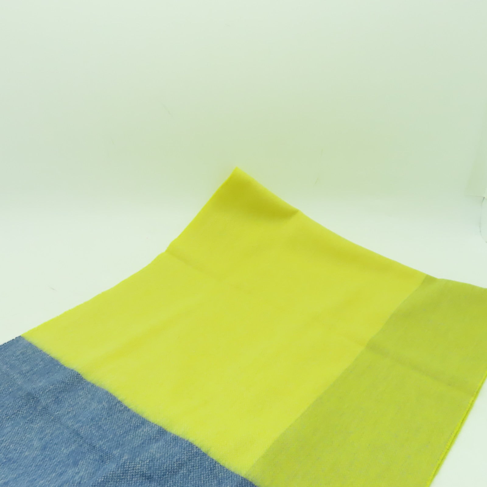 HERMES 羊絨Scarf絲巾黃色/藍色