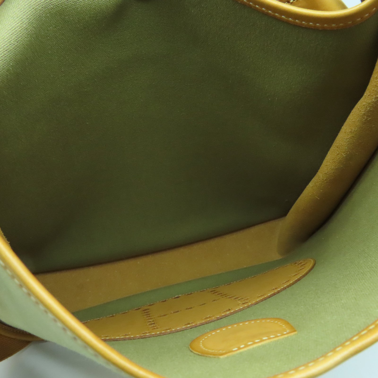HERMES 帆布Evelyne PM银扣肩背袋卡其色