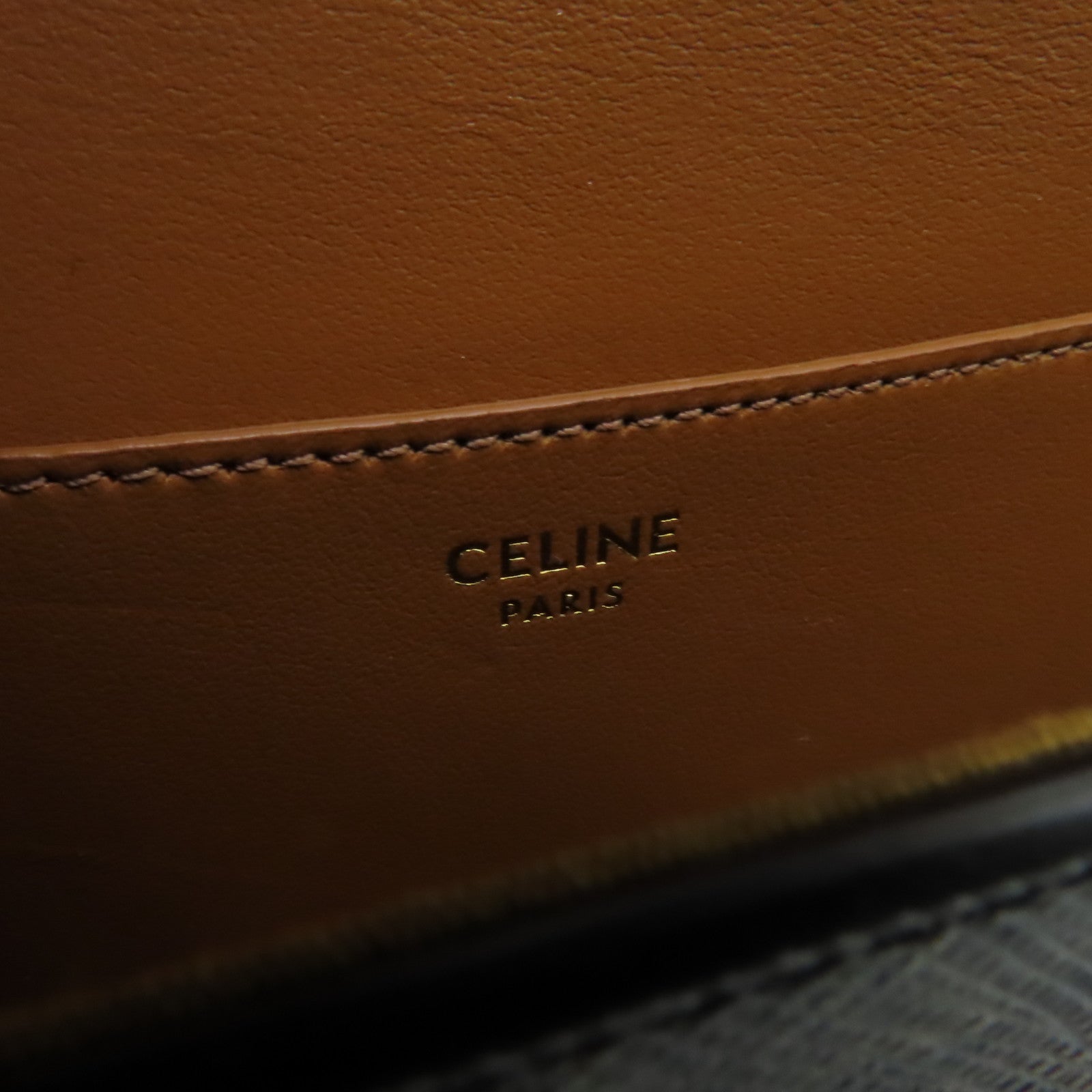 CELINE 塗層帆布Tabou Clutch On Strap金扣手挽肩背兩用袋棕色