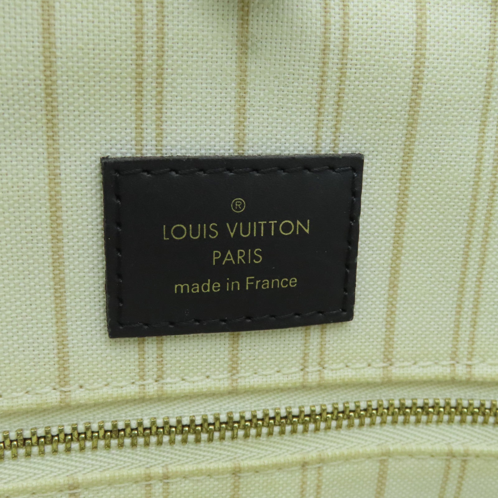 LOUIS VUITTON Monogram Giant Jungle Onthego GM Gold Buckle Handle Shoulder Back Dual-purpose Bag Beige Brown