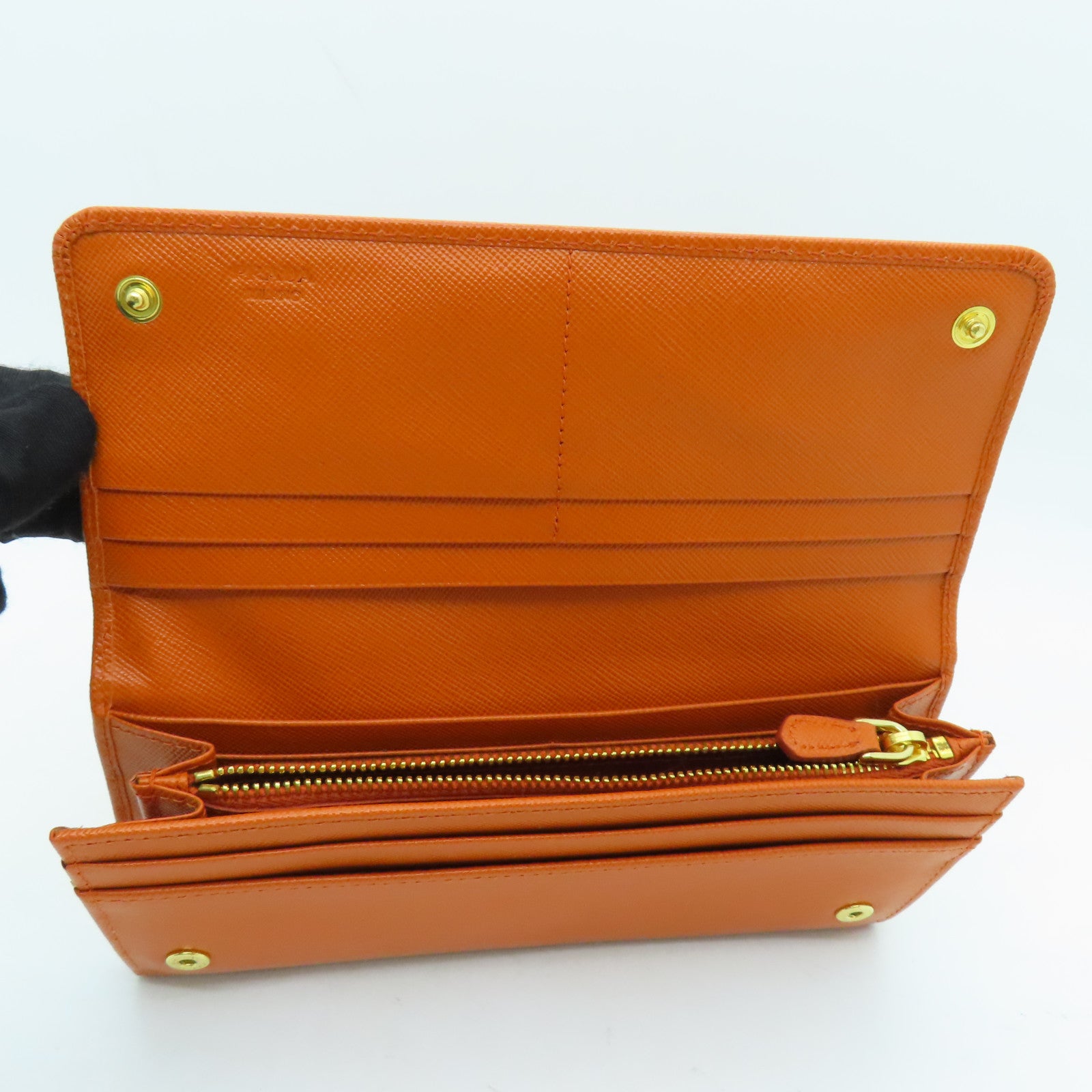 PRADA Saffiano皮革Long Wallet金扣长钱包橙色