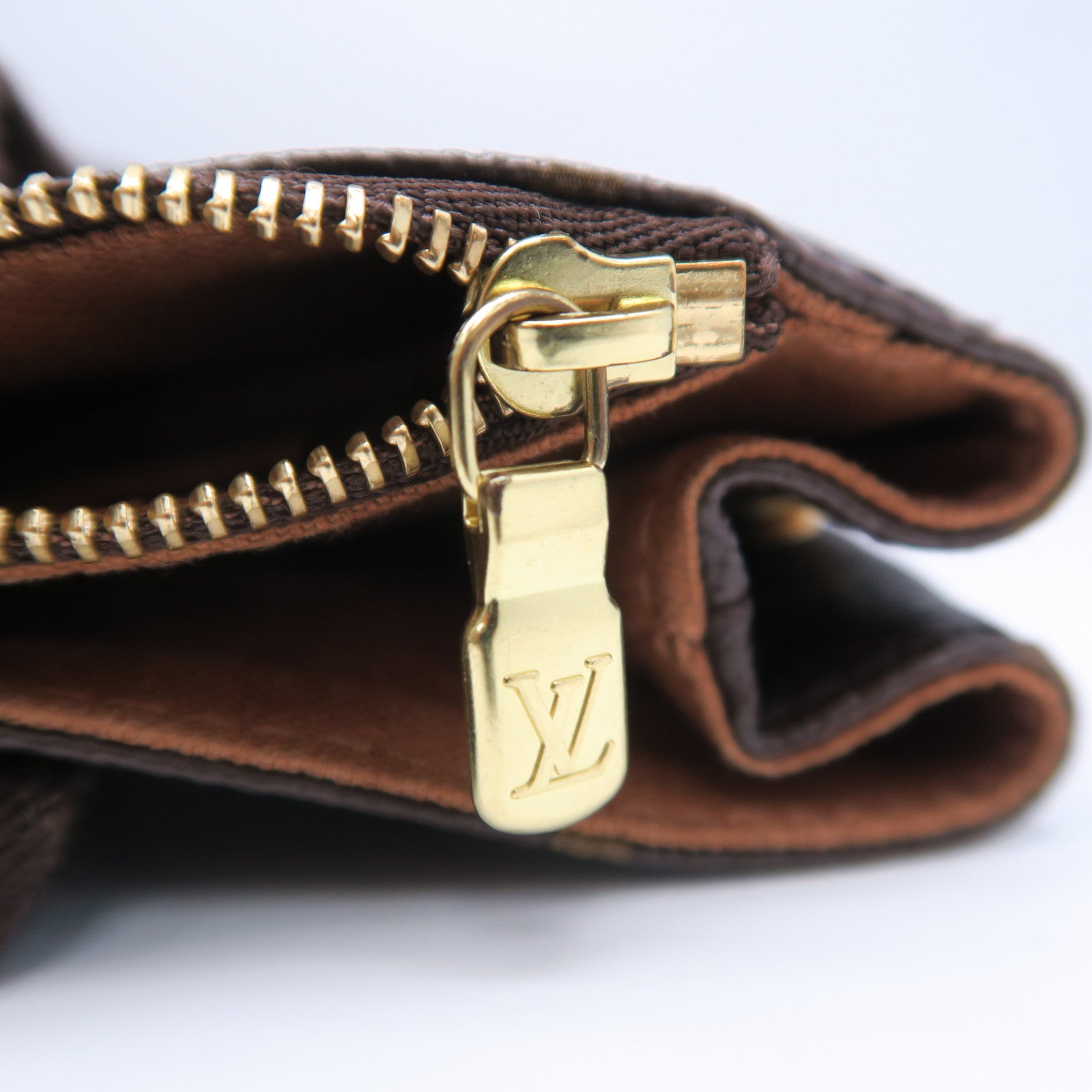 LOUIS VUITTON Monogram Cabas Beaubourg金扣肩背袋啡色