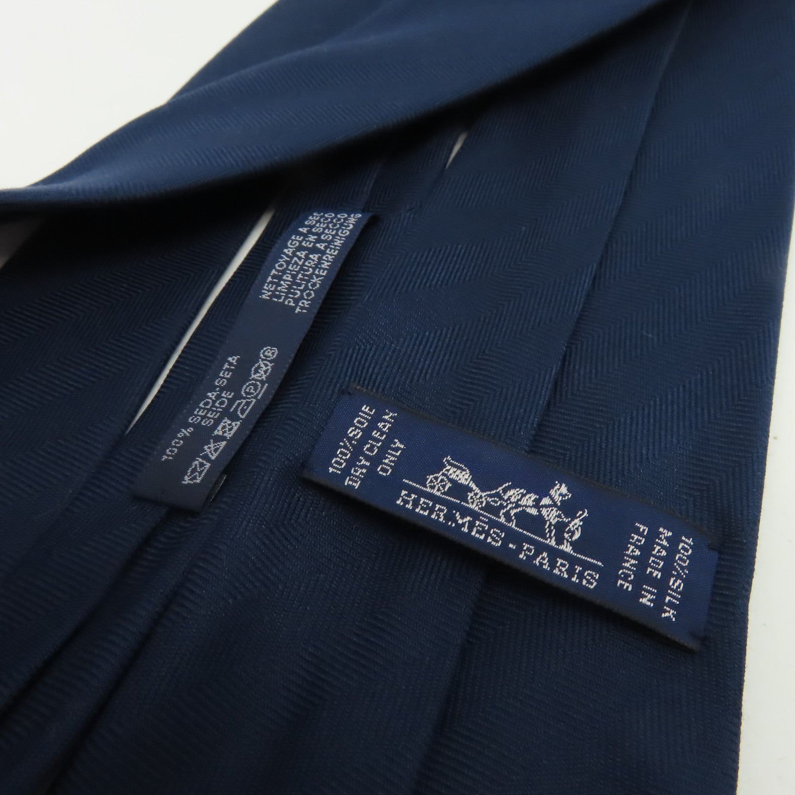 HERMES 絲質Necktie領帶寶藍色