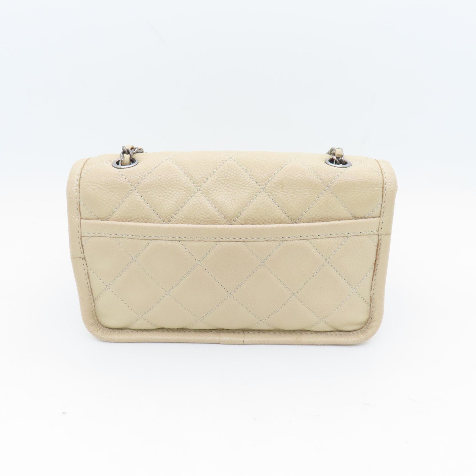 CHANEL diamond Caviar leather Chain Shoulder silver buckle shoulder bag beige