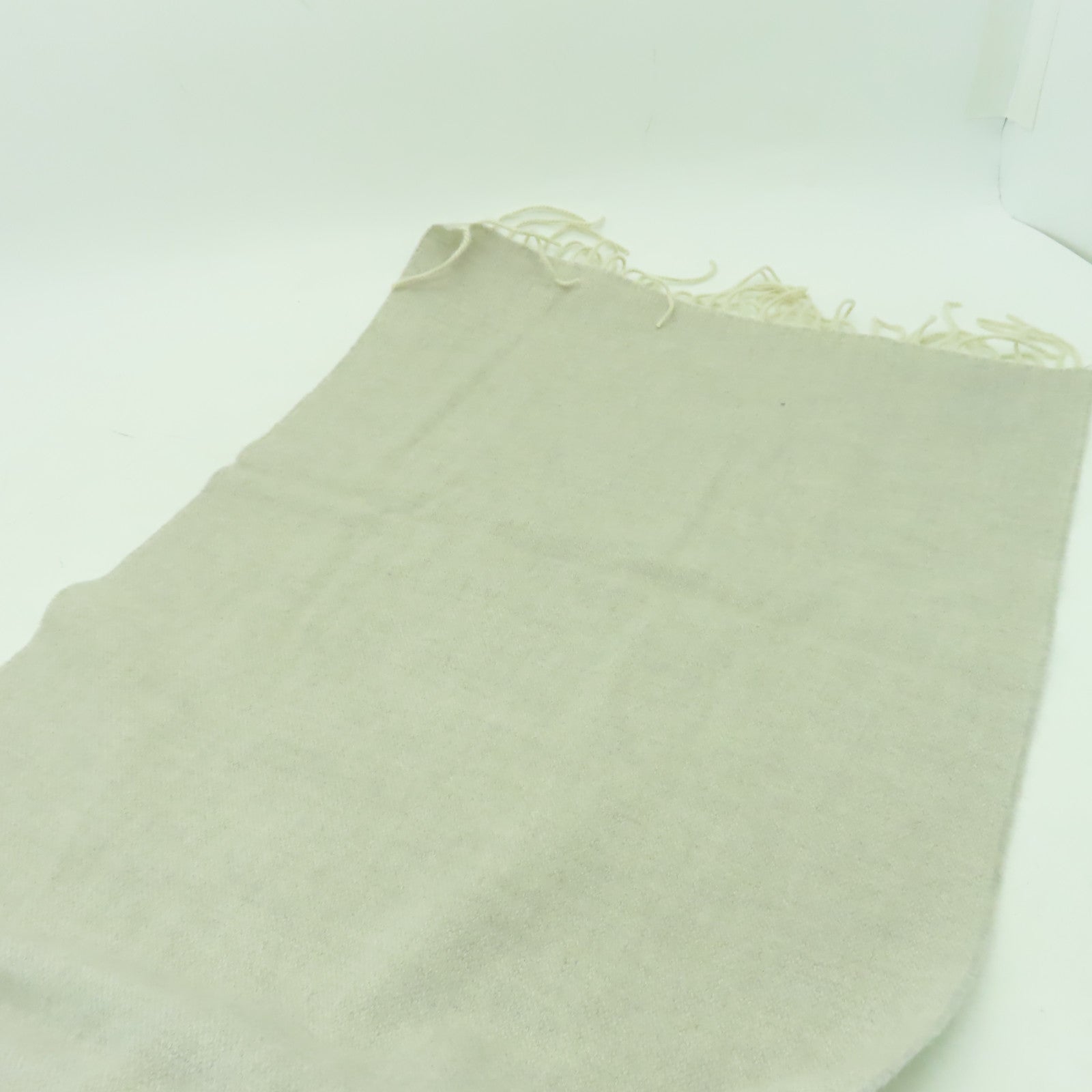 HERMES 羊絨Scarf圍巾米色