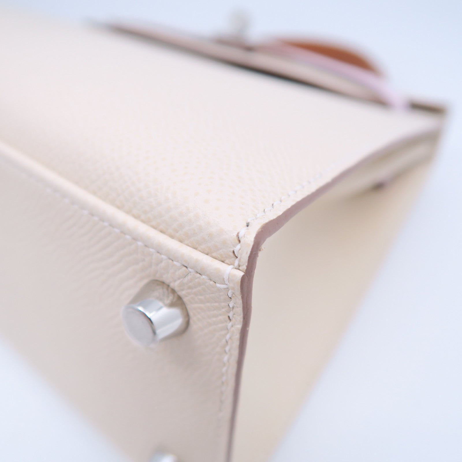 HERMES Epsom皮革Kelly 25銀扣手挽肩背兩用袋Craie奶昔白色/Mauve Pale夢幻粉紫色/Gold經典駝色