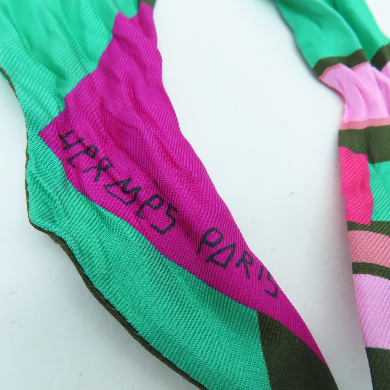 HERMES Silk Twilly Scarf Green/Dark Green/Pink