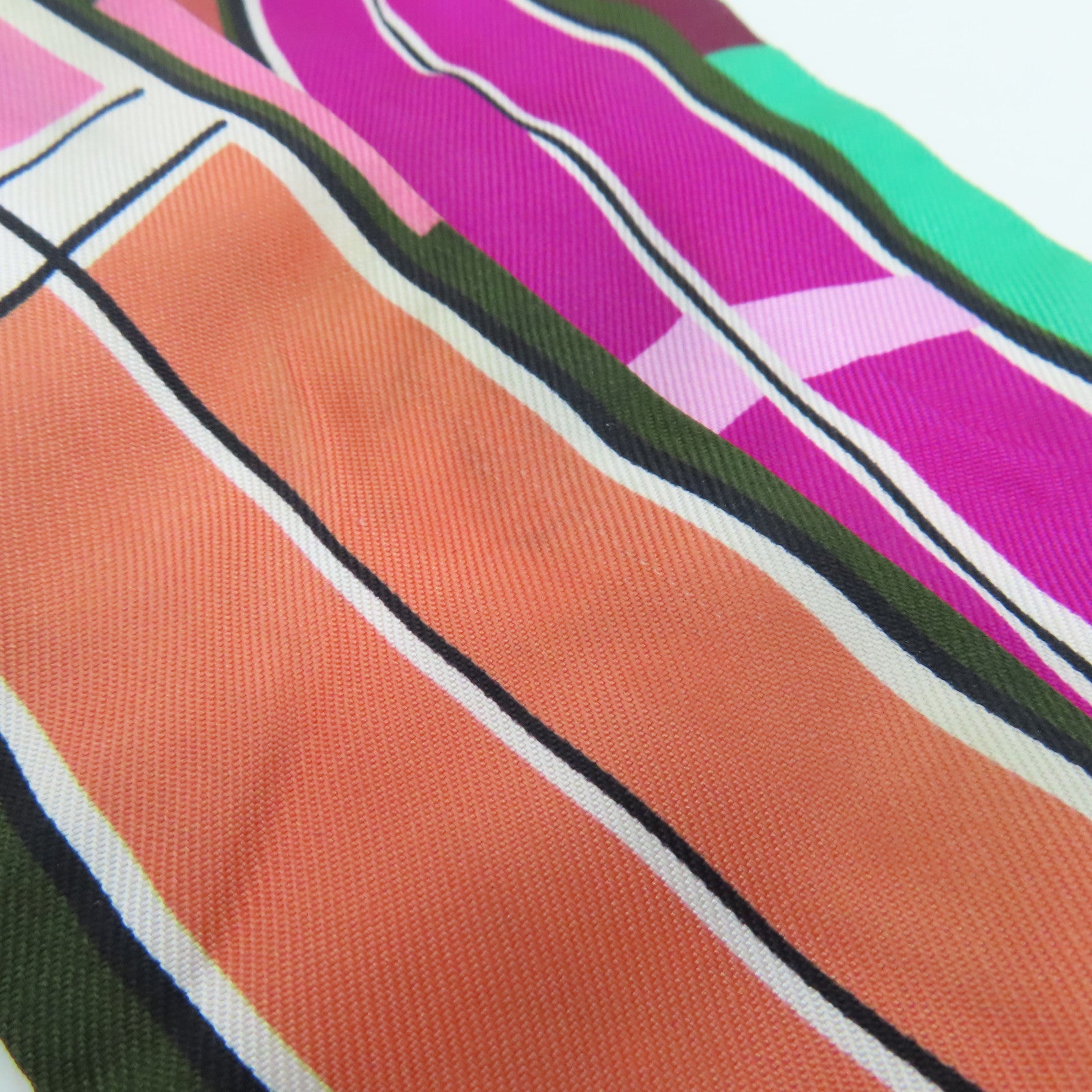 HERMES Silk Twilly Scarf Green/Dark Green/Pink
