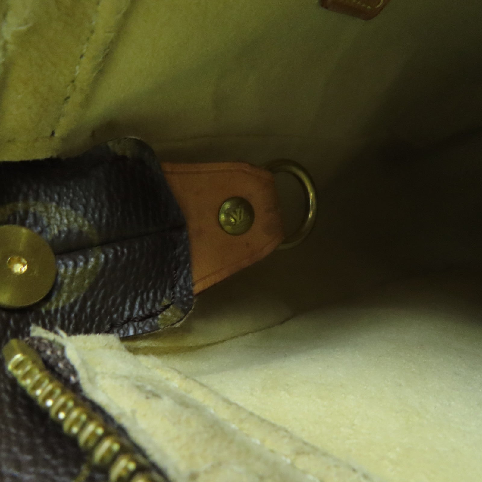 LOUIS VUITTON Monogram Looping GM Gold Buckle Shoulder Bag Brown