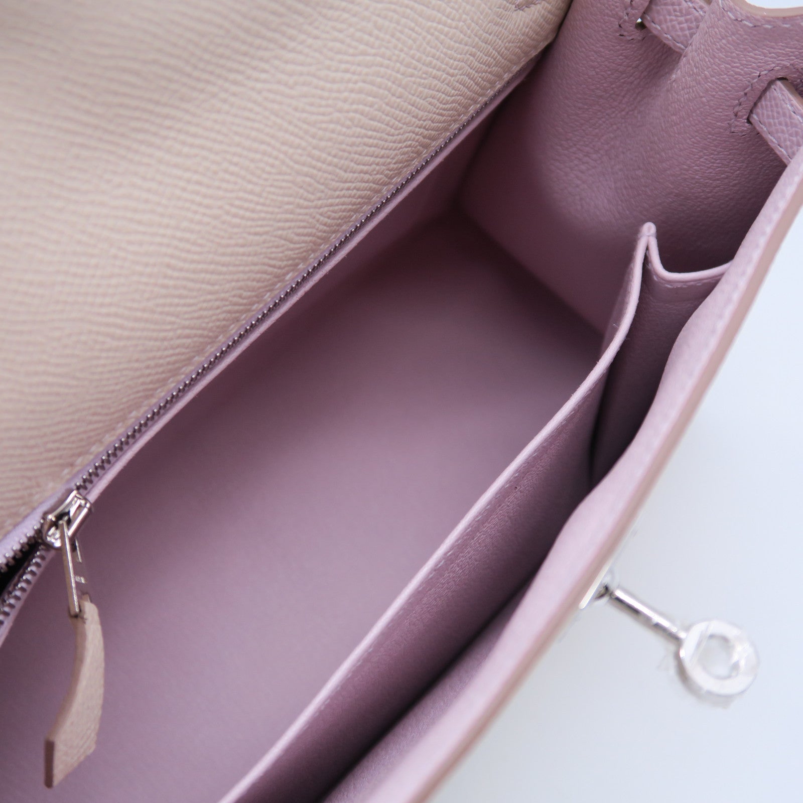 HERMES Epsom皮革Kelly 25銀扣手挽肩背兩用袋Craie奶昔白色/Mauve Pale夢幻粉紫色/Gold經典駝色