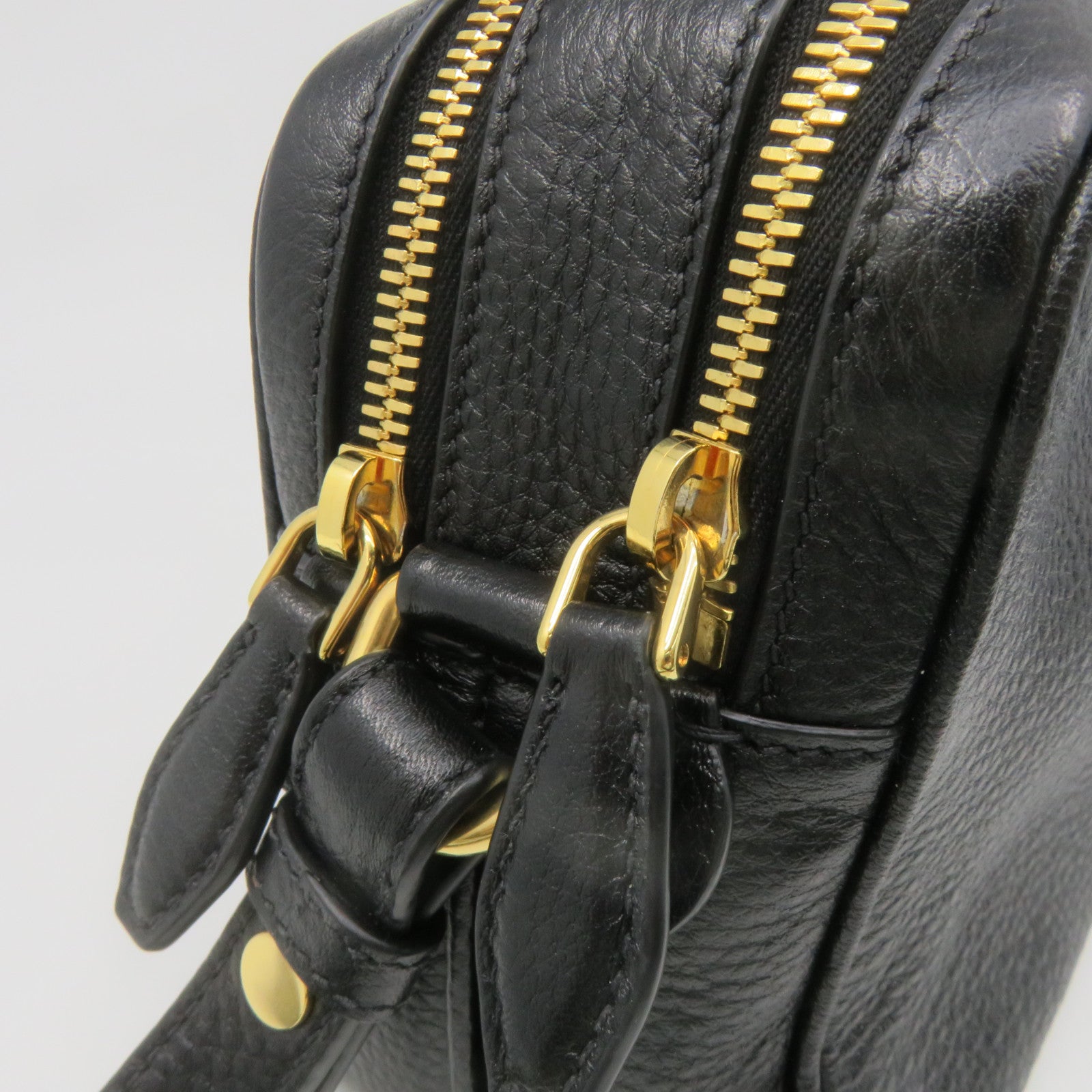 PRADA 牛皮皮革Vitello Phenix Shoulder Bag肩背袋黑色