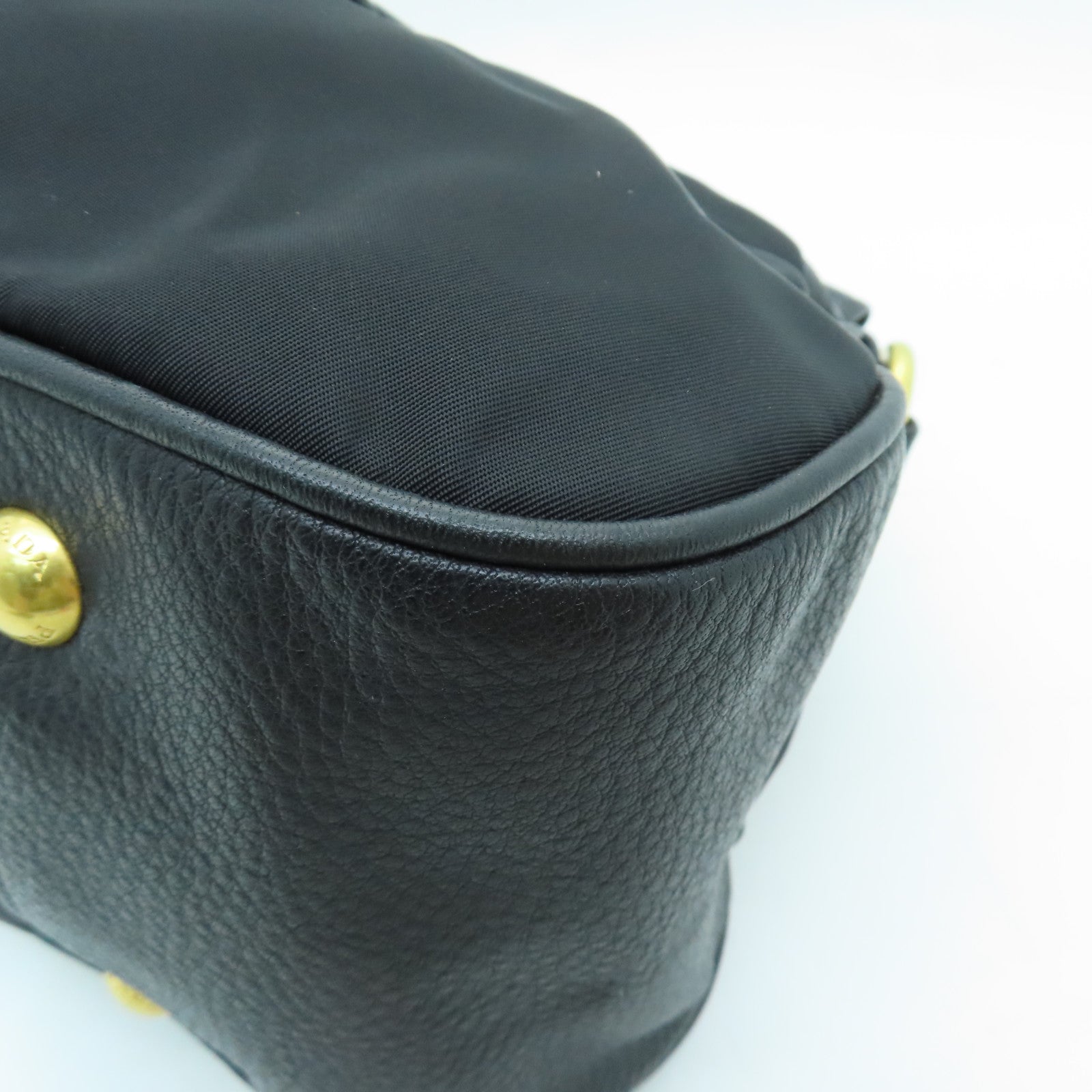 PRADA 尼龙Handbag金扣手挽袋黑色